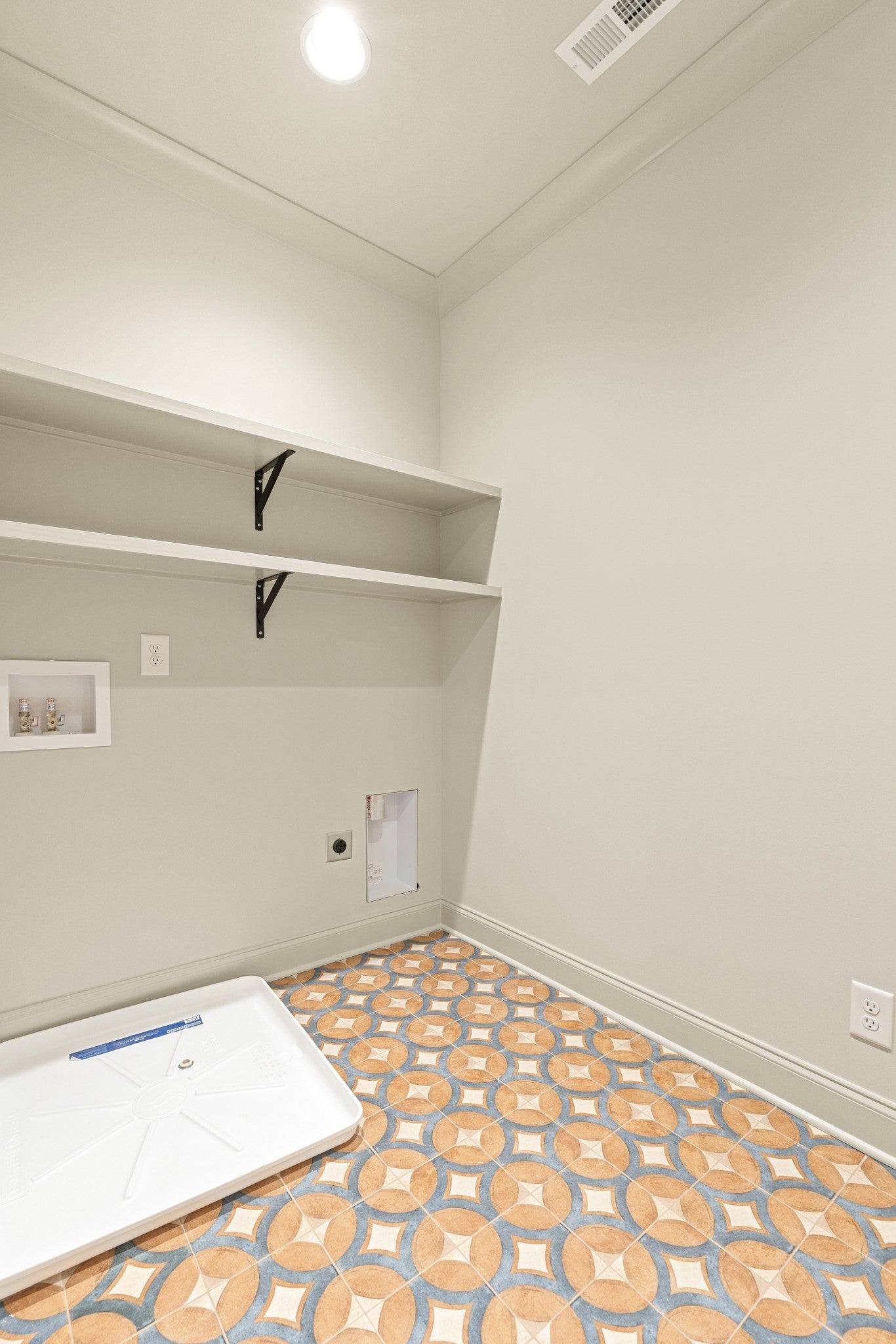 Murfreesboro, Tennessee, 37130, United States, 5 Bedrooms Bedrooms, ,5 BathroomsBathrooms,Residential,Active,2007162