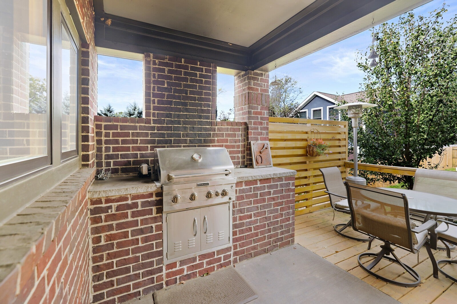 Nashville, Tennessee, 37206, United States, 4 Bedrooms Bedrooms, ,3 BathroomsBathrooms,Residential,Active,1969649