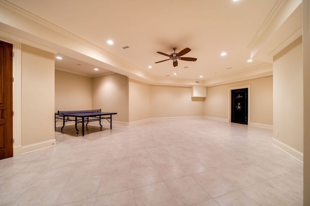 Hendersonville, Tennessee, 37075, United States, 4 Bedrooms Bedrooms, ,4 BathroomsBathrooms,Residential,Active,1936380