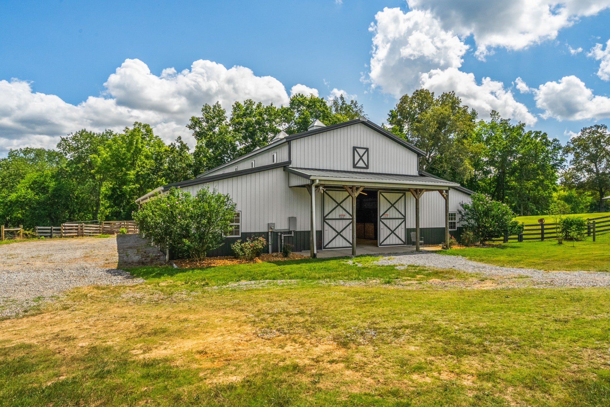 Cross Plains, Tennessee, 37049, United States, 5 Bedrooms Bedrooms, ,6 BathroomsBathrooms,Residential,Active,1919379