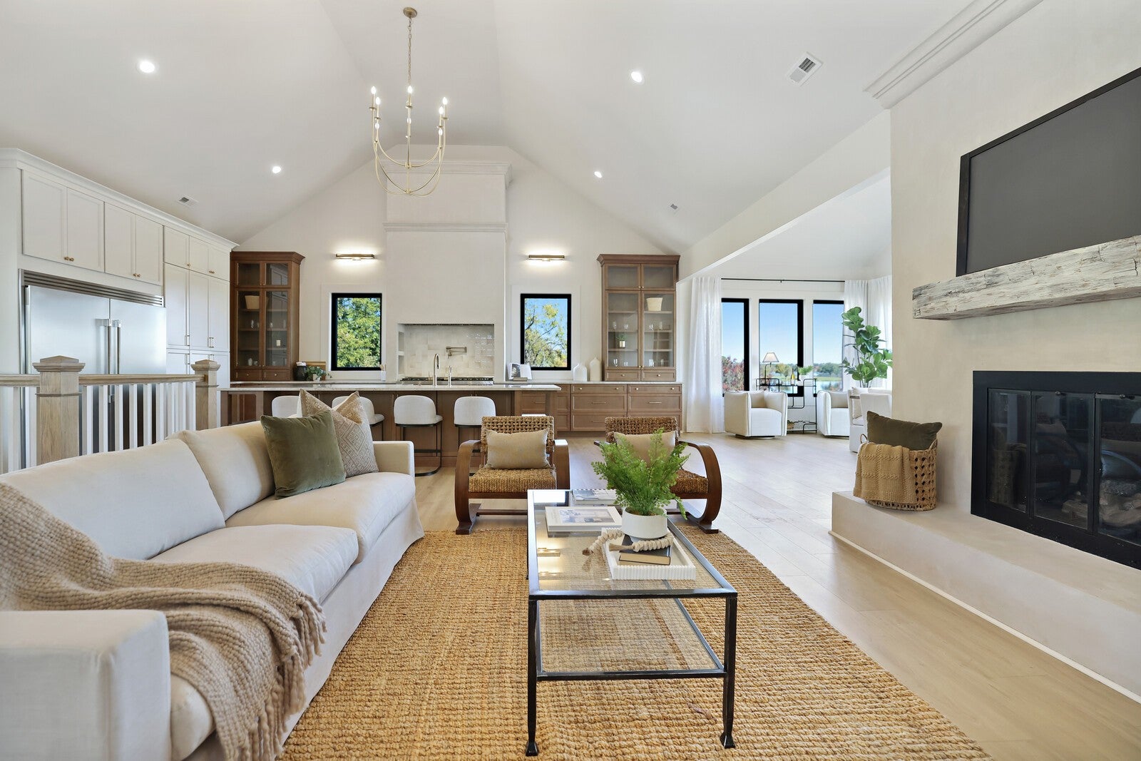 Hendersonville, Tennessee, 37075, United States, 5 Bedrooms Bedrooms, ,5 BathroomsBathrooms,Residential,Active,1988446