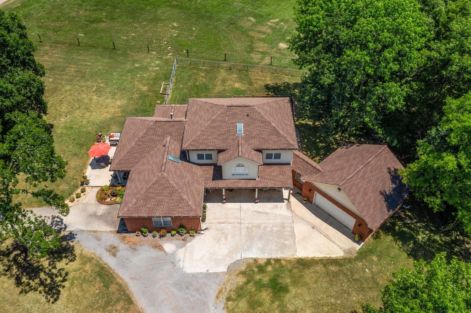 Mount Juliet, Tennessee, 37122, United States, 3 Bedrooms Bedrooms, ,3 BathroomsBathrooms,Residential,Active,1945349