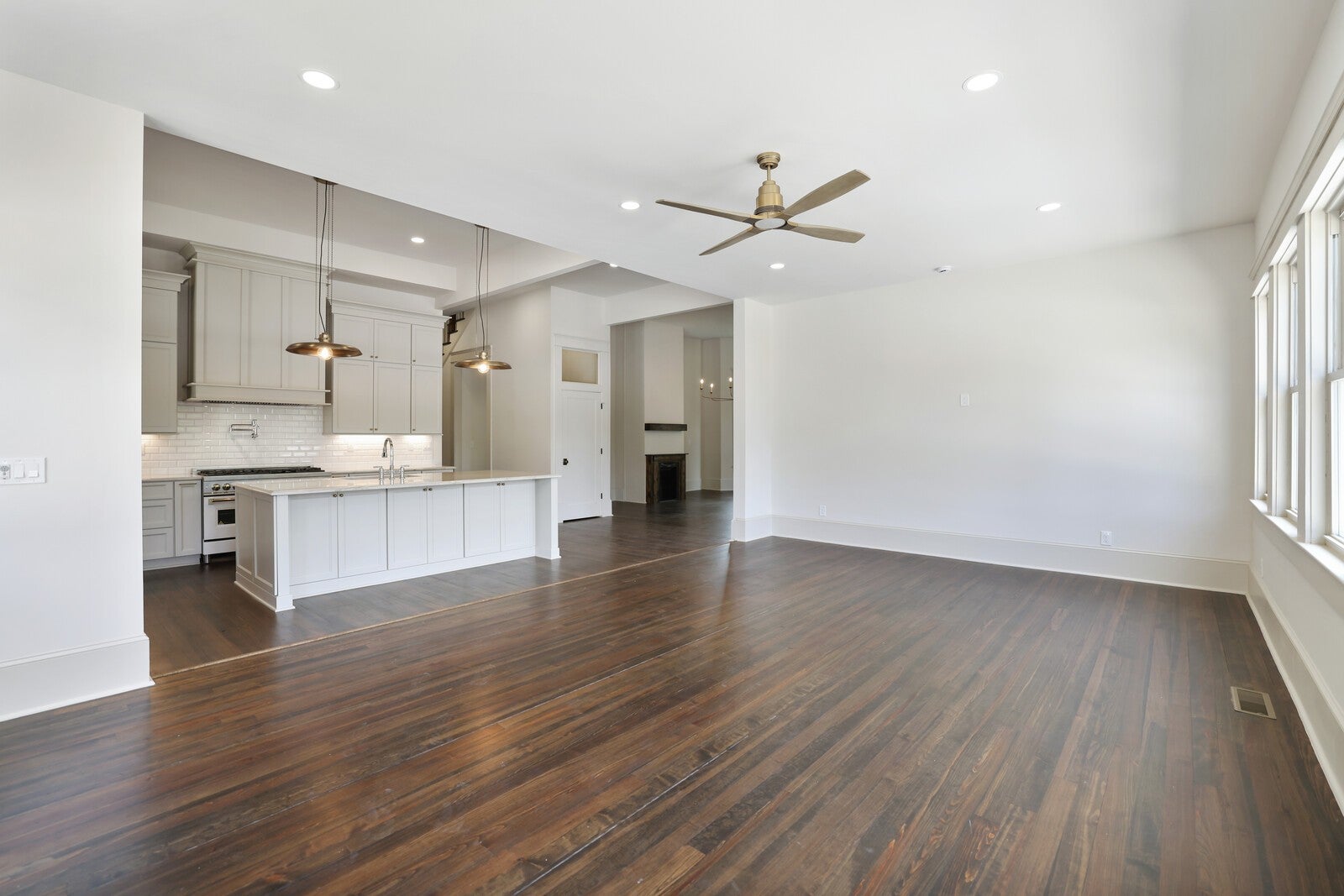 Nashville, Tennessee, 37204, United States, 4 Bedrooms Bedrooms, ,4 BathroomsBathrooms,Residential,Active,1922332