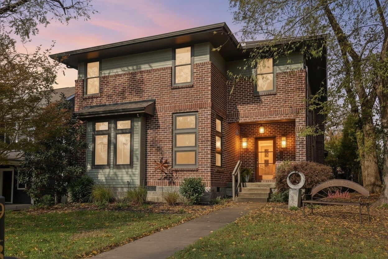 Nashville, Tennessee, 37206, United States, 4 Bedrooms Bedrooms, ,3 BathroomsBathrooms,Residential,Active,1969649