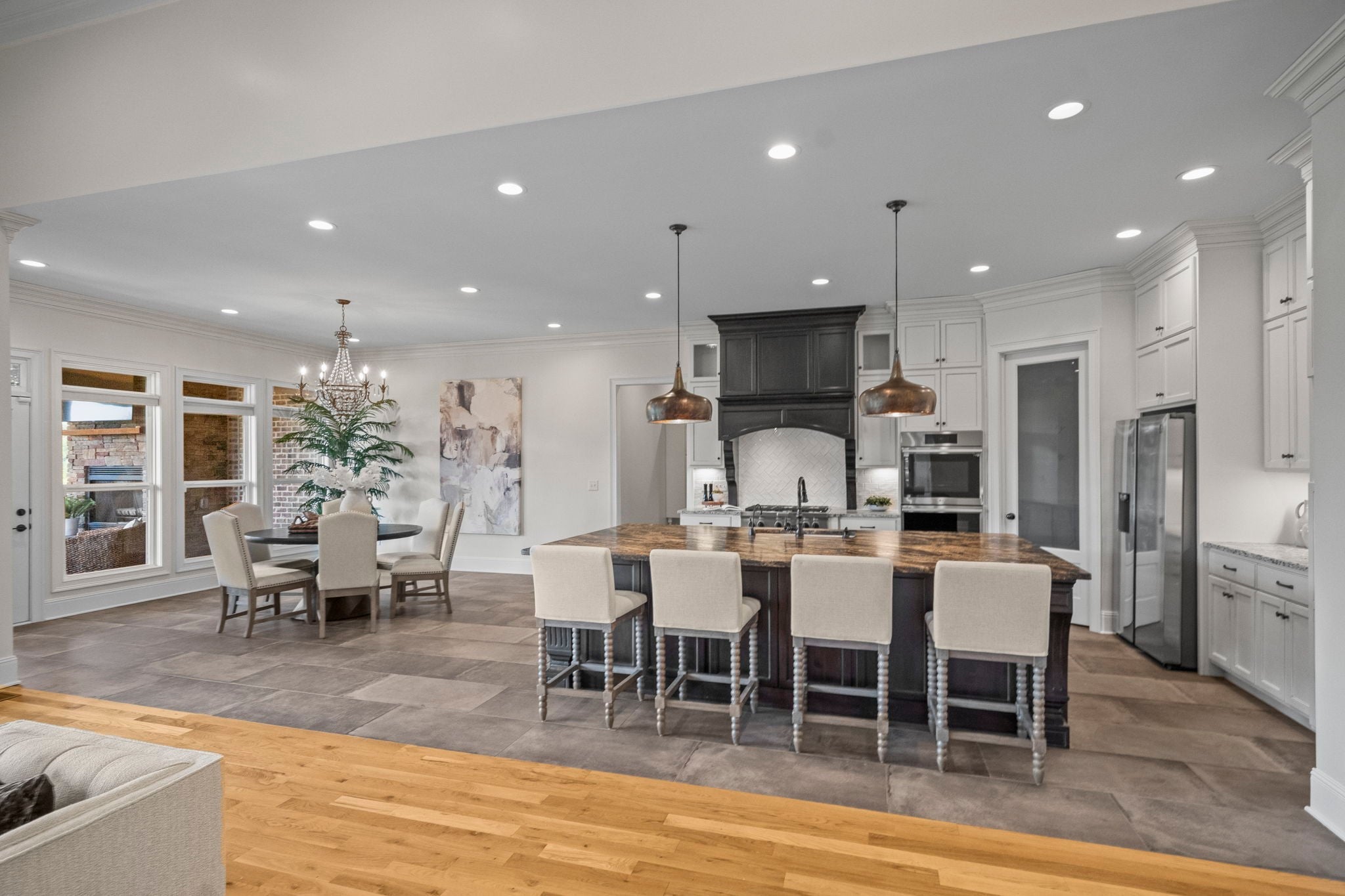 Cross Plains, Tennessee, 37049, United States, 5 Bedrooms Bedrooms, ,6 BathroomsBathrooms,Residential,Active,1919379