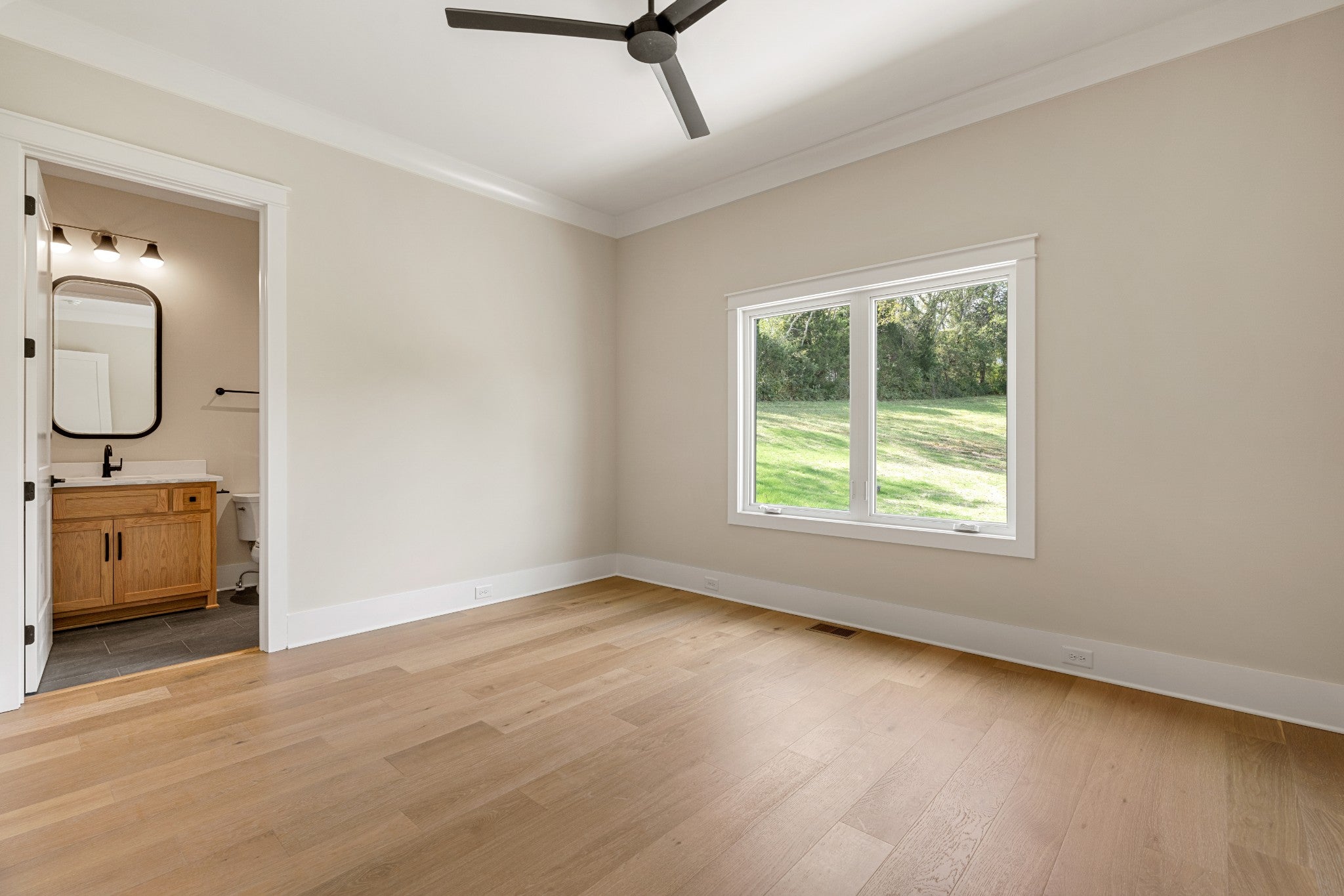 Lebanon, Tennessee, 37090, United States, 5 Bedrooms Bedrooms, ,7 BathroomsBathrooms,Residential,Active,1927656