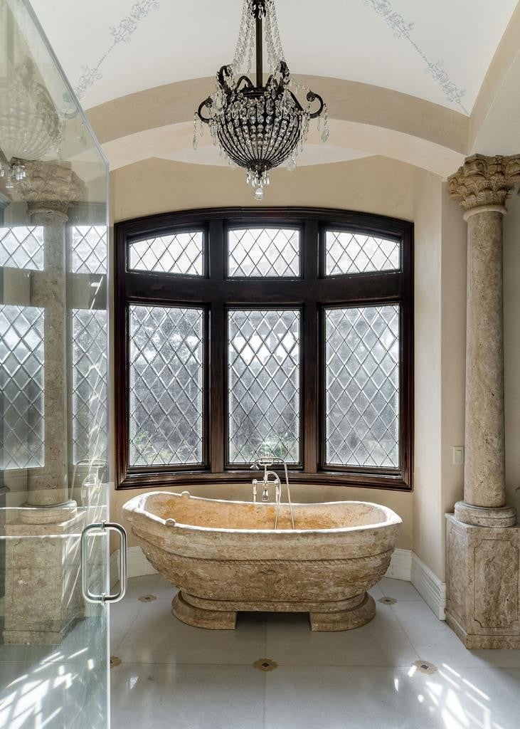 Smithville, Tennessee, 37166, United States, ,7 BathroomsBathrooms,Residential,Active,1769789
