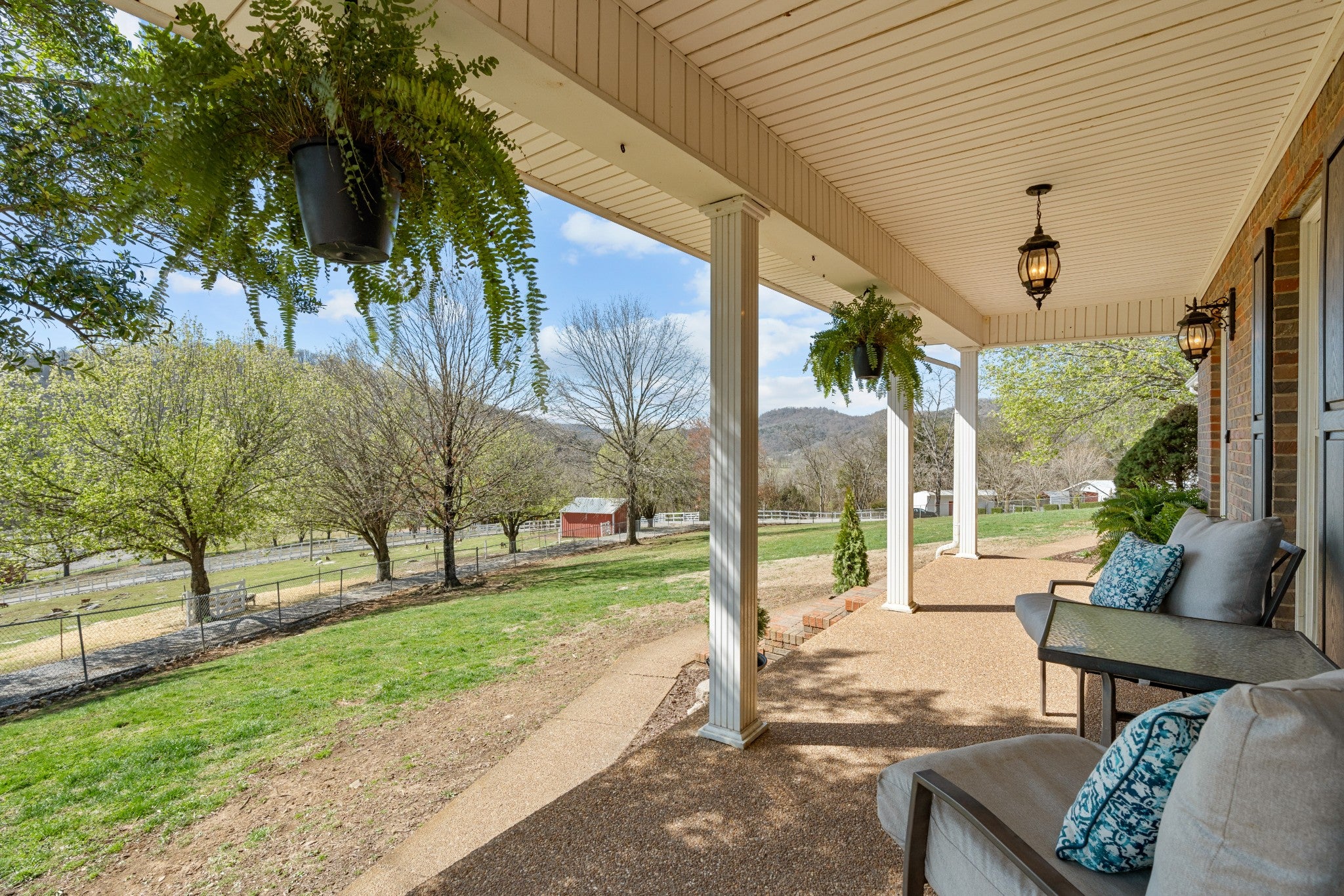 Dowelltown, Tennessee, 37059, United States, 4 Bedrooms Bedrooms, ,2 BathroomsBathrooms,Residential,Active,1745626