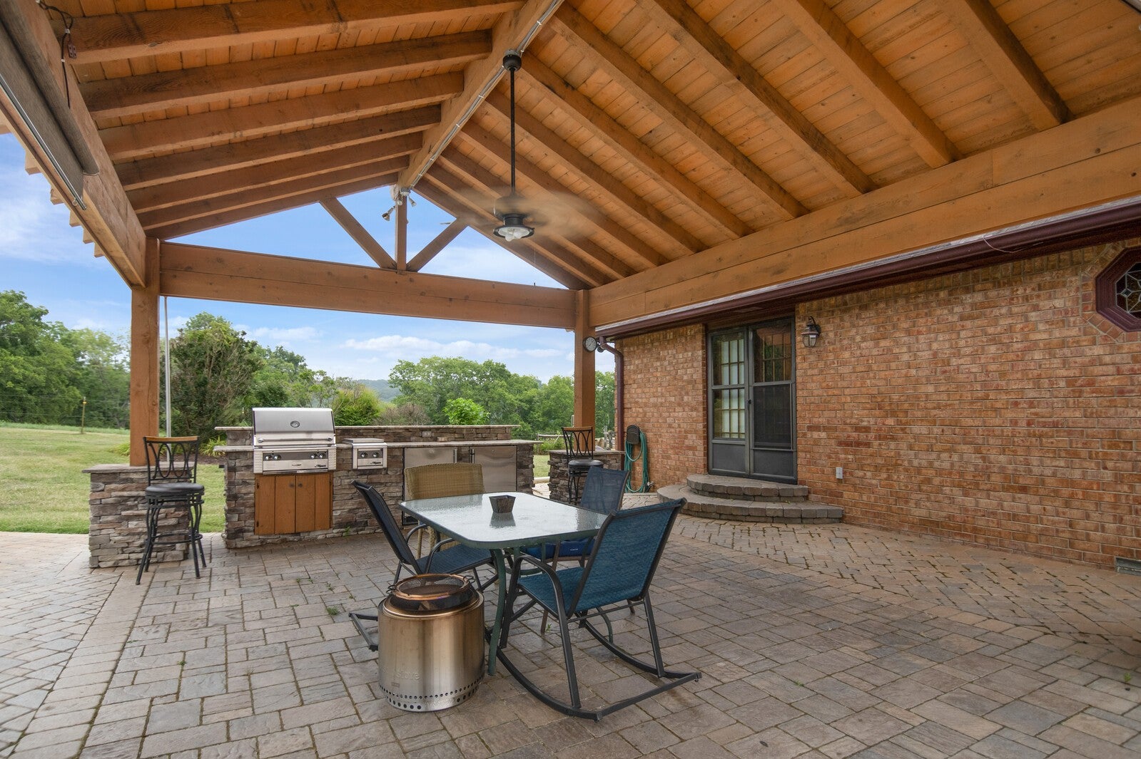 Goodlettsville, Tennessee, 37072, United States, 4 Bedrooms Bedrooms, ,4 BathroomsBathrooms,Residential,Active,1853351