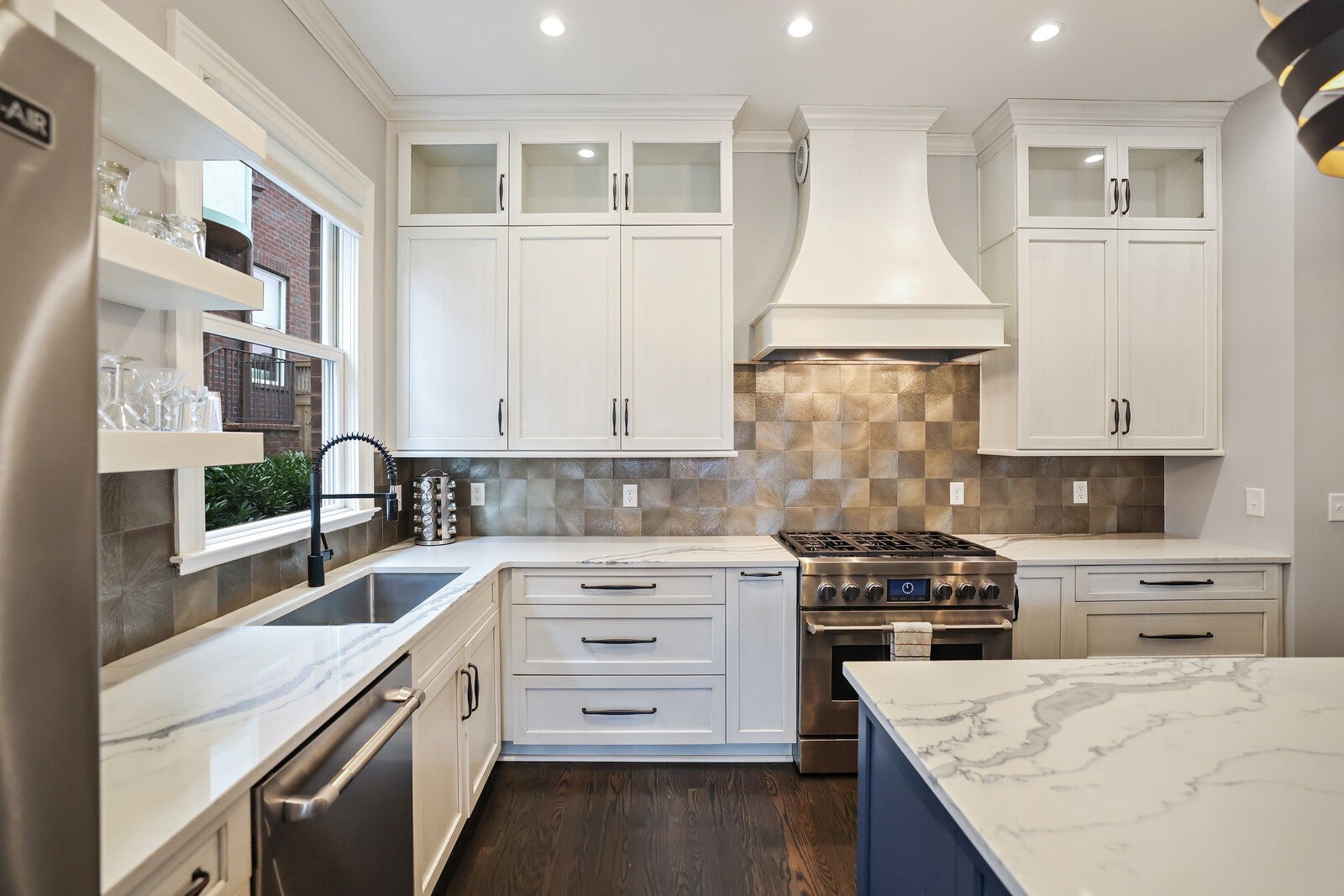 Nashville, Tennessee, 37206, United States, 7 Bedrooms Bedrooms, ,8 BathroomsBathrooms,Residential,Active,2006799