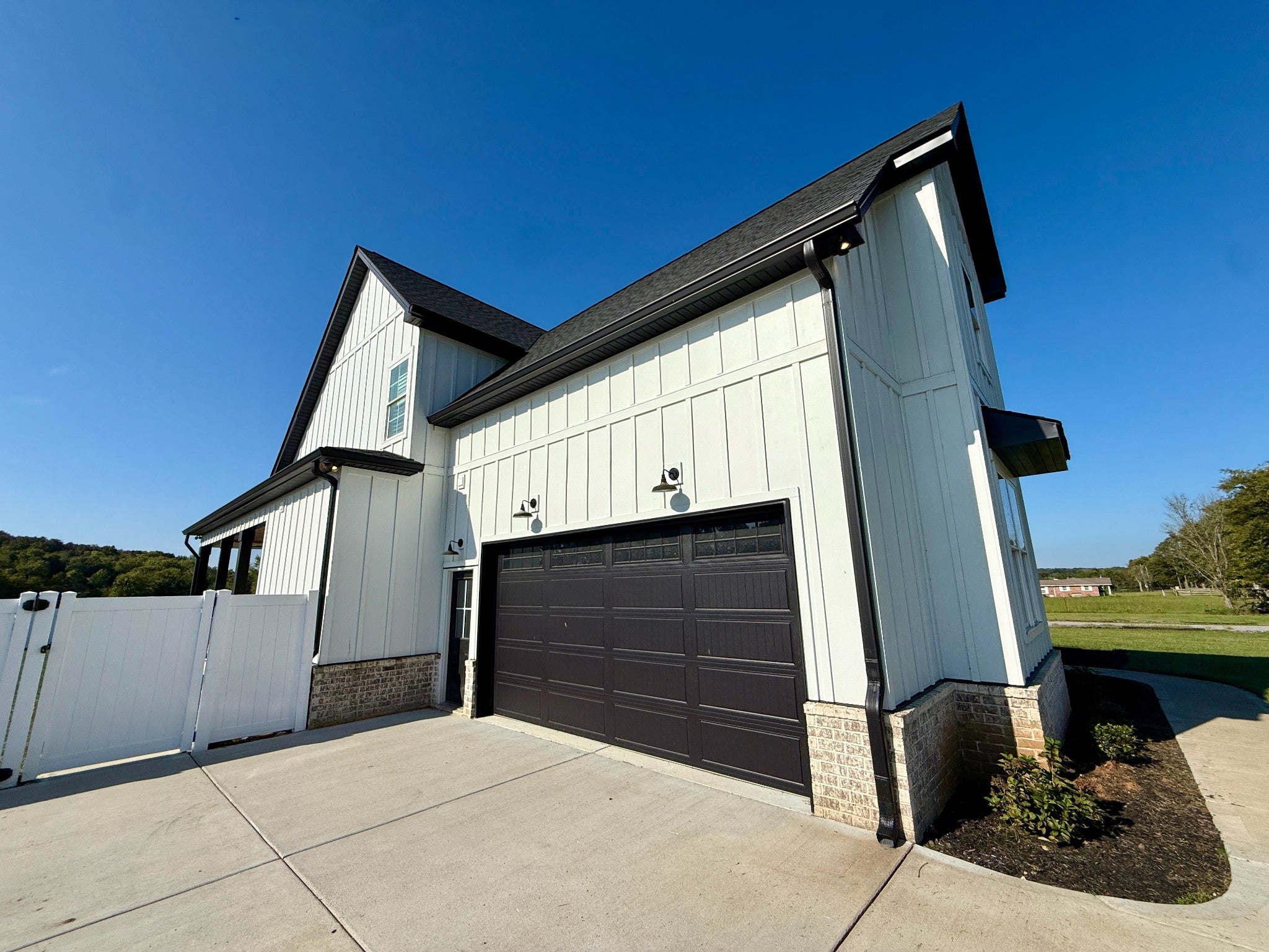 Lebanon, Tennessee, 37090, United States, 3 Bedrooms Bedrooms, ,4 BathroomsBathrooms,Residential,Active,1954332