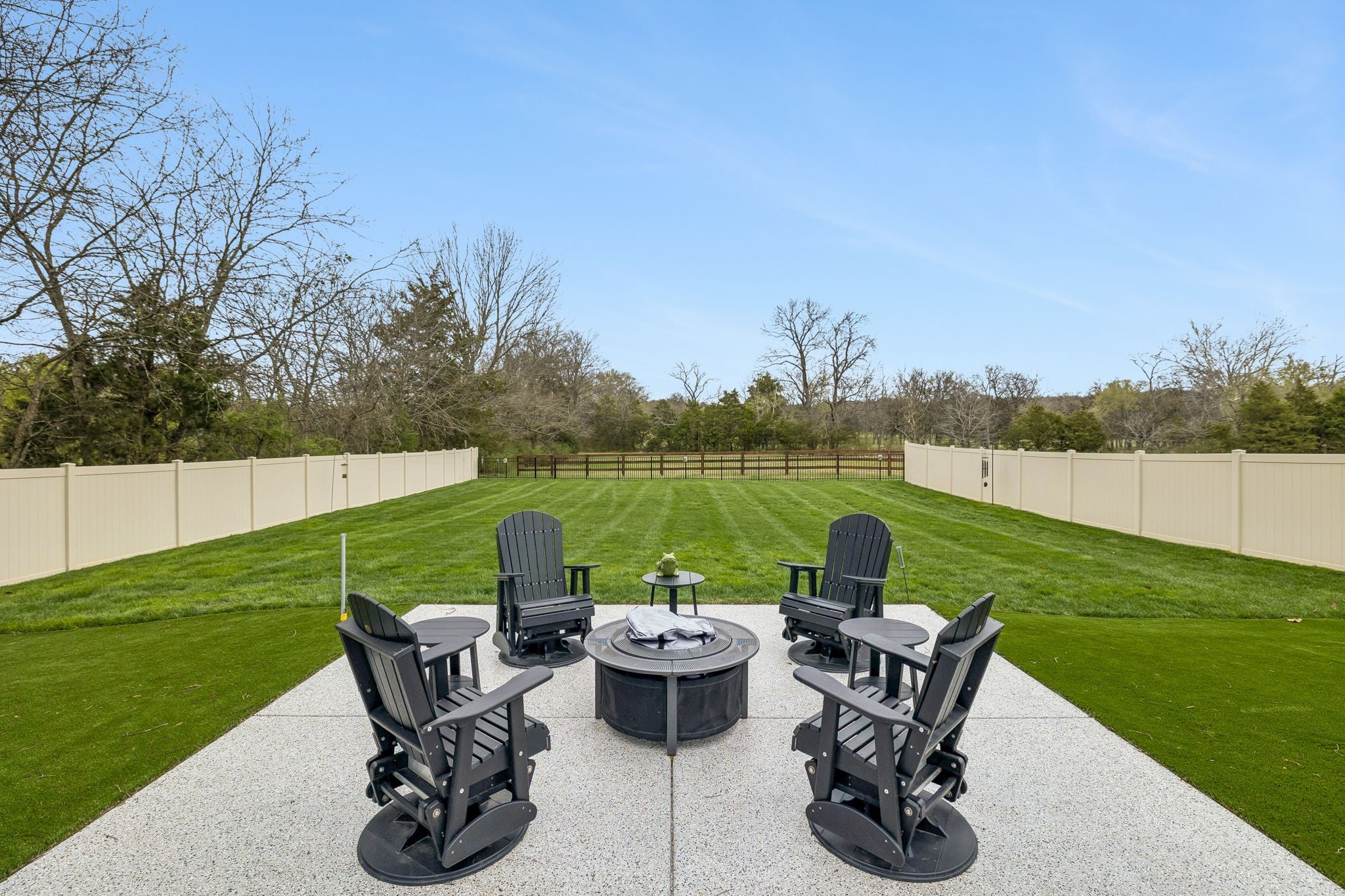 Lebanon, Tennessee, 37087, United States, 4 Bedrooms Bedrooms, ,3 BathroomsBathrooms,Residential,Active,2028529