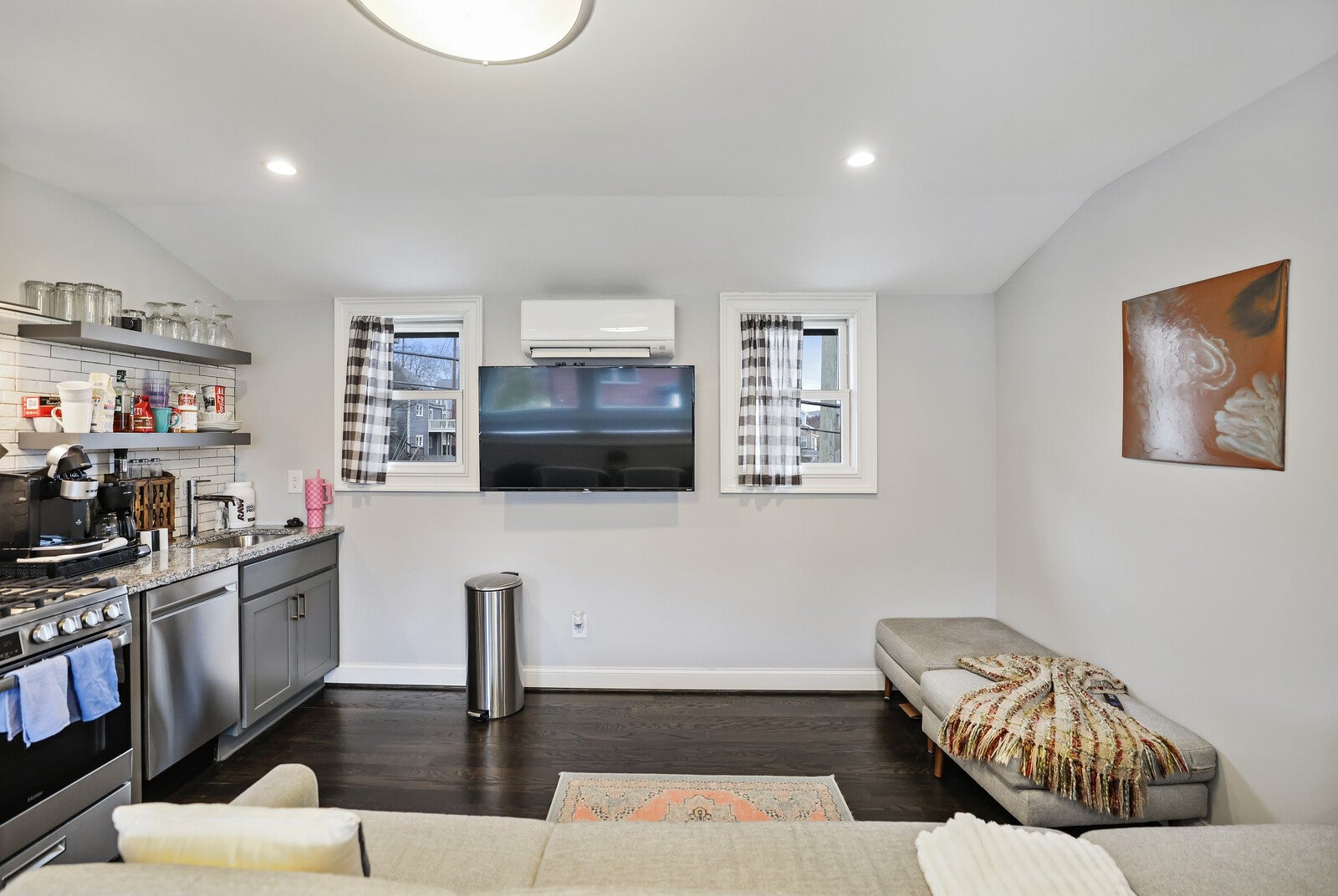 Nashville, Tennessee, 37206, United States, 7 Bedrooms Bedrooms, ,8 BathroomsBathrooms,Residential,Active,2006799