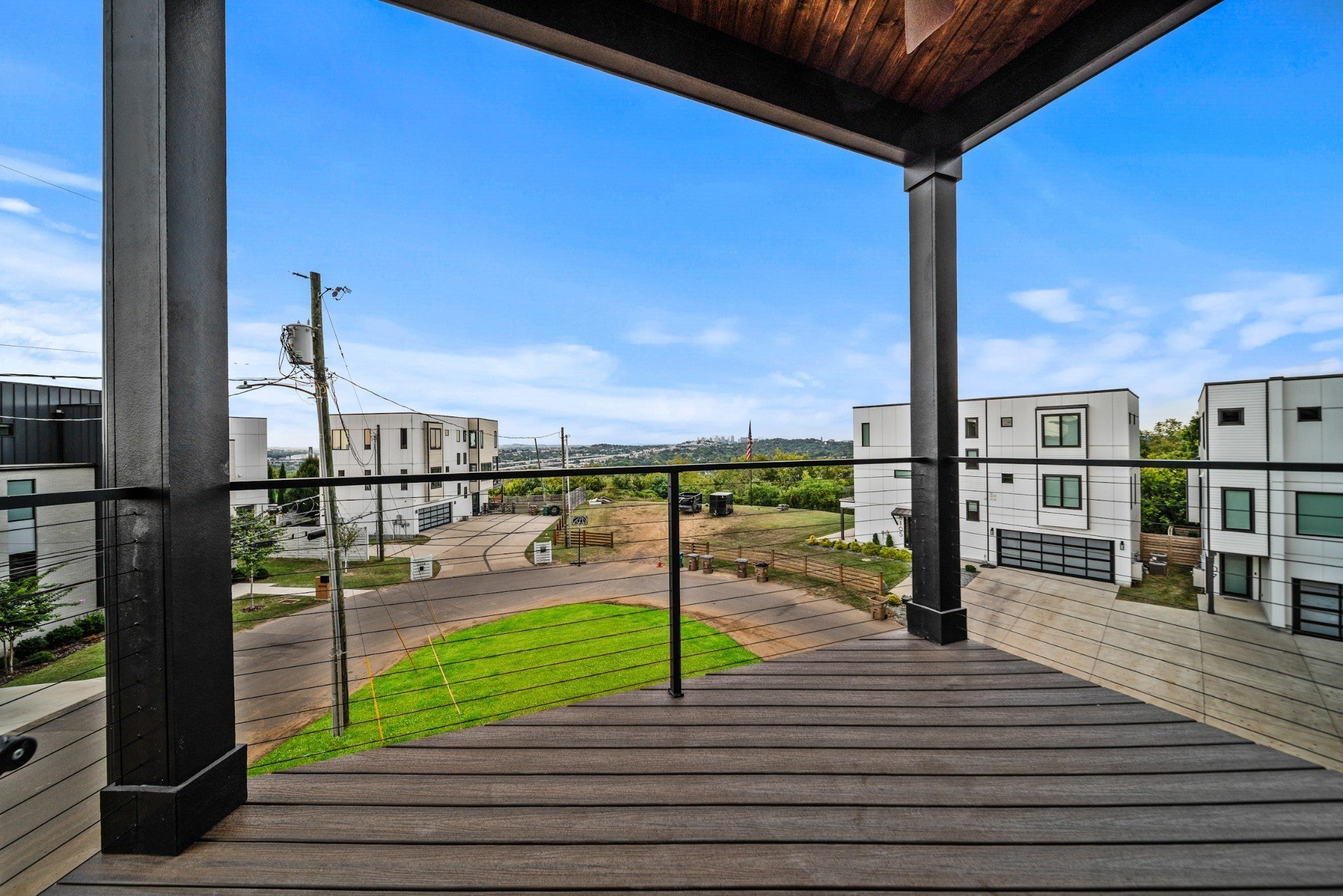 Nashville, Tennessee, 37209, United States, 4 Bedrooms Bedrooms, ,5 BathroomsBathrooms,Residential,Active,2007985