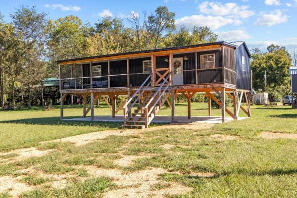 36 HAPPY CAMPER LN, LOBELVILLE, TN 37097 - Image 1