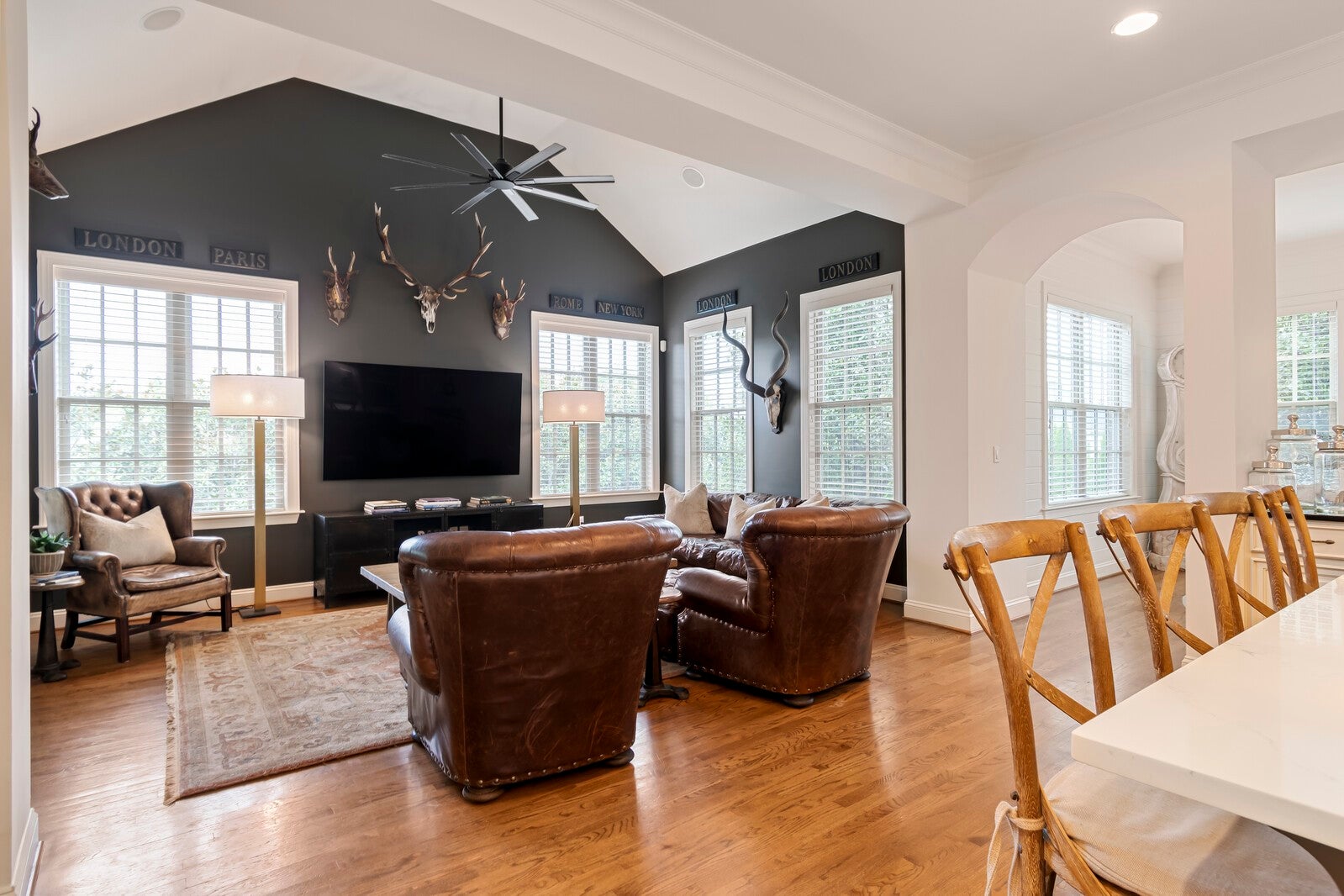 Brentwood, Tennessee, 37027, United States, 5 Bedrooms Bedrooms, ,7 BathroomsBathrooms,Residential,Active,2011215