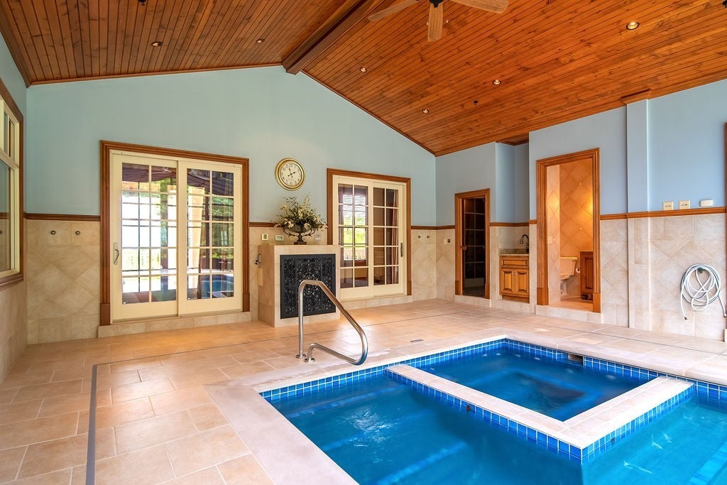 Hendersonville, Tennessee, 37075, United States, 4 Bedrooms Bedrooms, ,4 BathroomsBathrooms,Residential,Active,1936380