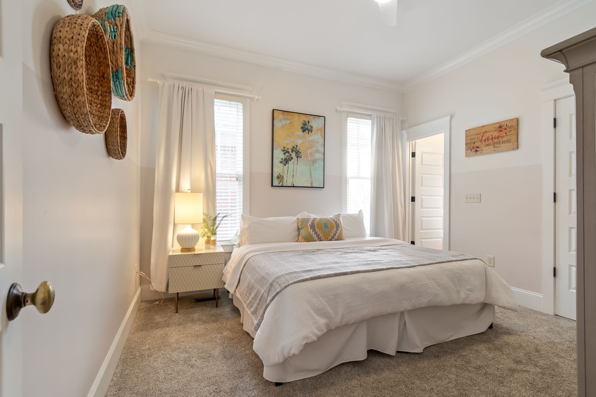 Thompsons Station, Tennessee, 37179, United States, 5 Bedrooms Bedrooms, ,5 BathroomsBathrooms,Residential,Active,2028176