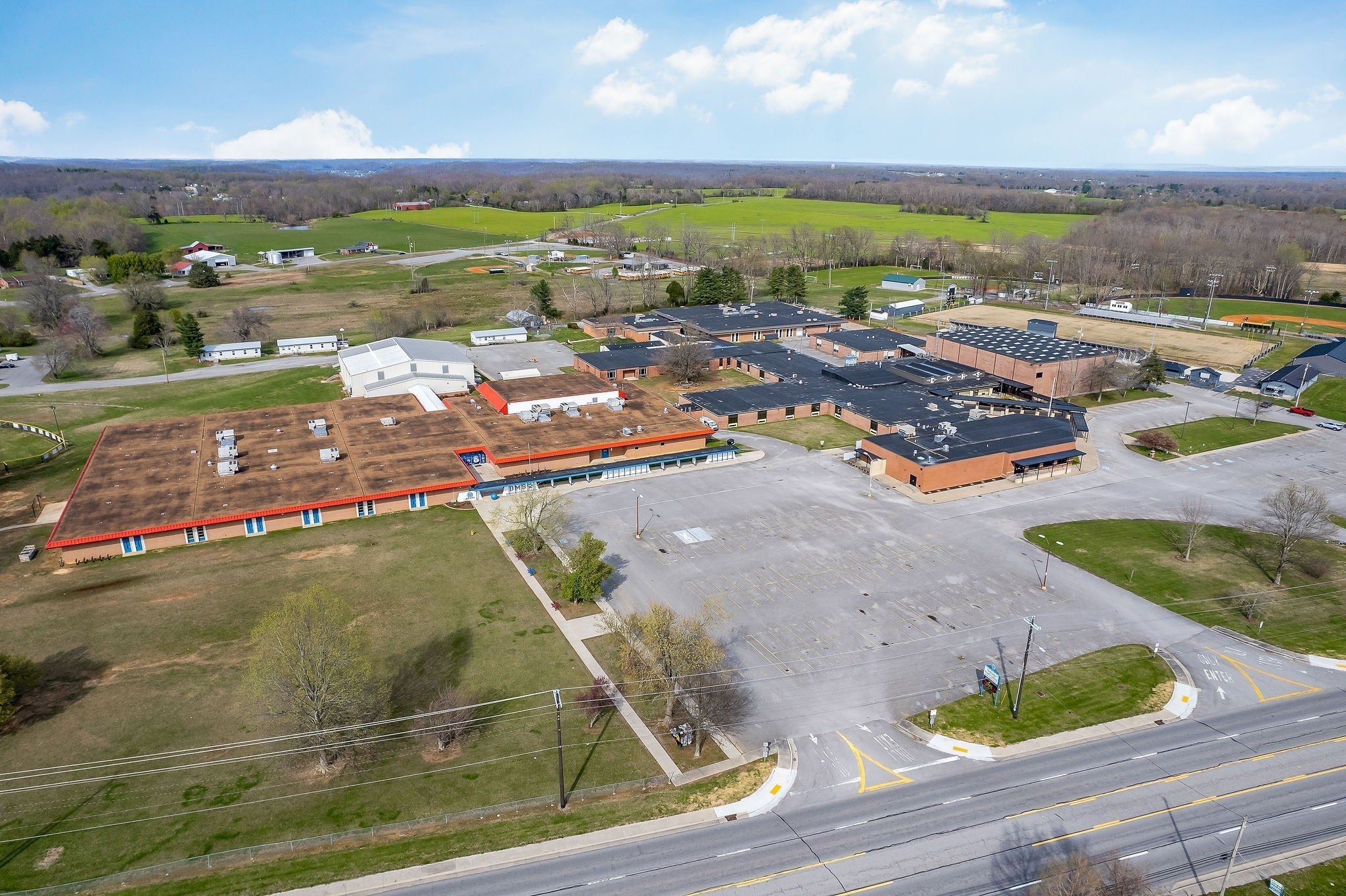 Smithville, Tennessee, 37166, United States, ,2 BathroomsBathrooms,Residential,Active,1834319