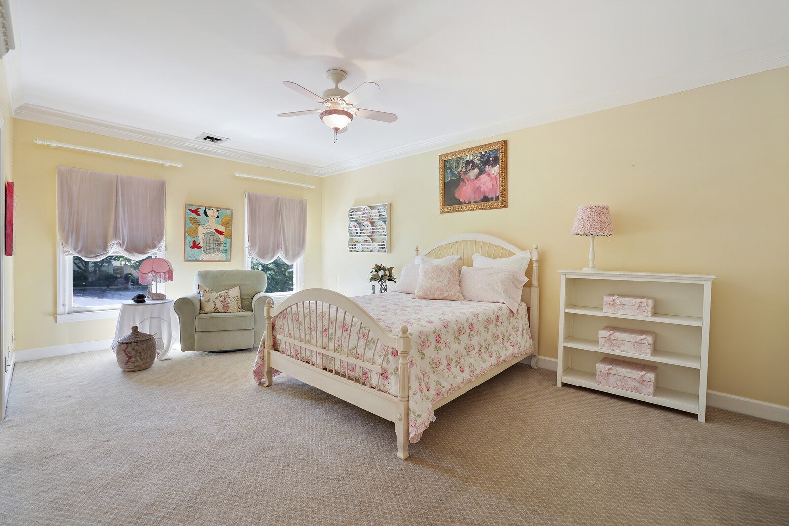 Nashville, Tennessee, 37205, United States, 4 Bedrooms Bedrooms, ,4 BathroomsBathrooms,Residential,Active,1953261