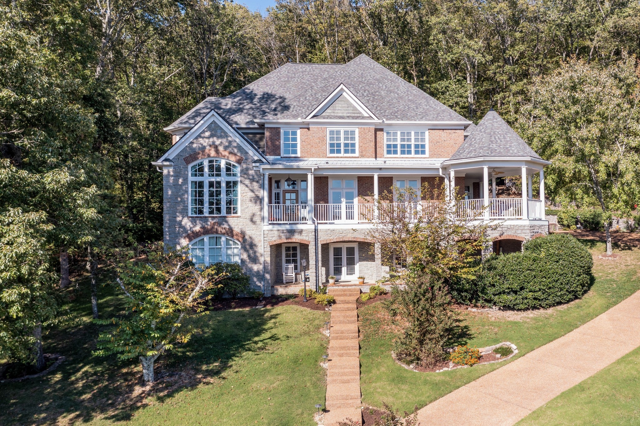 Franklin, Tennessee, 37069, United States, 5 Bedrooms Bedrooms, ,5 BathroomsBathrooms,Residential,Active,1965859 Franklin, Tennessee, 37069, United States, 5 Bedrooms Bedrooms, ,5 BathroomsBathrooms,Residential,Active,1965859