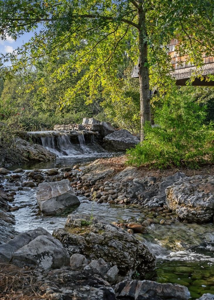 Smithville, Tennessee, 37166, United States, ,7 BathroomsBathrooms,Residential,Active,1769789