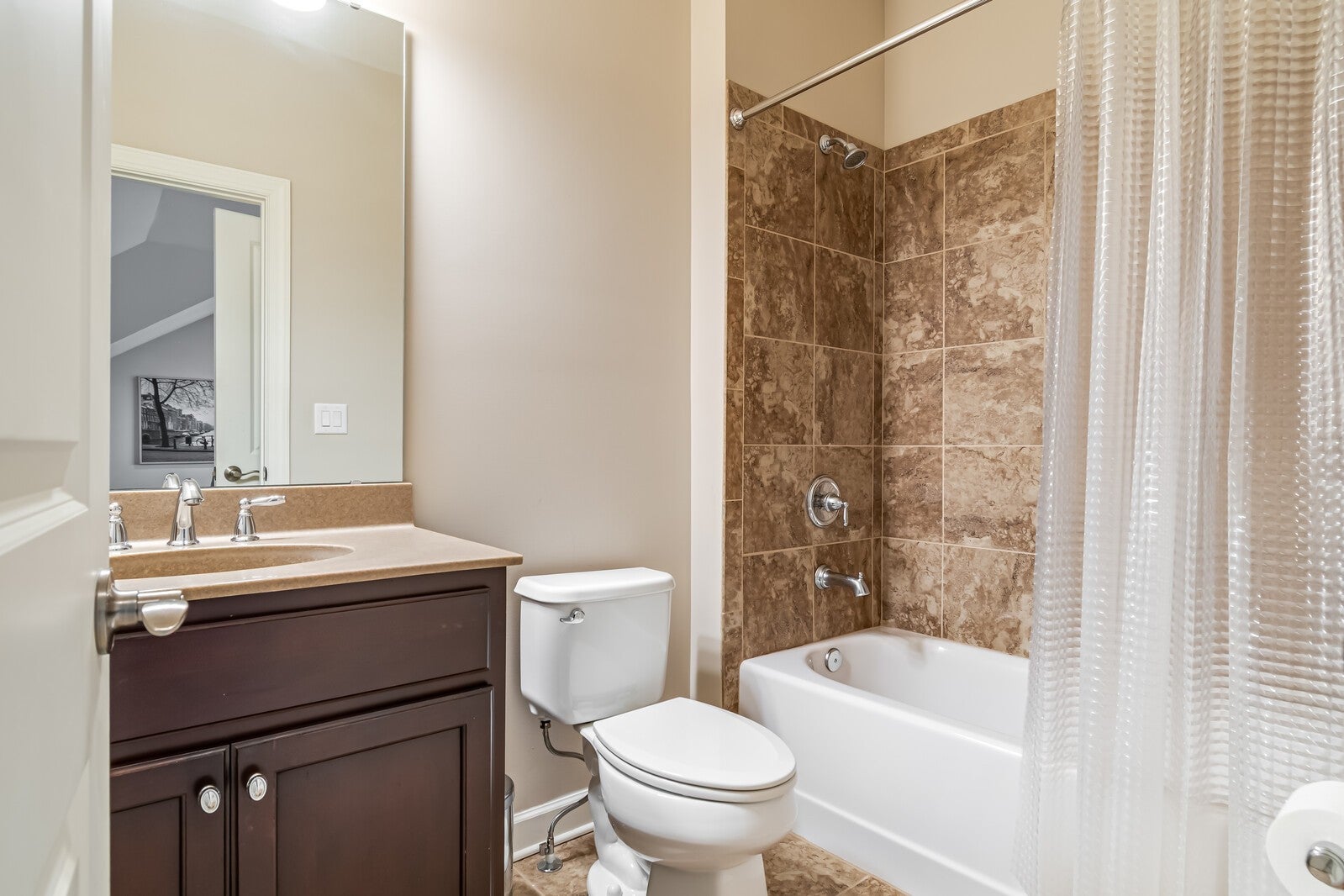 Brentwood, Tennessee, 37027, United States, 5 Bedrooms Bedrooms, ,7 BathroomsBathrooms,Residential,Active,2011215