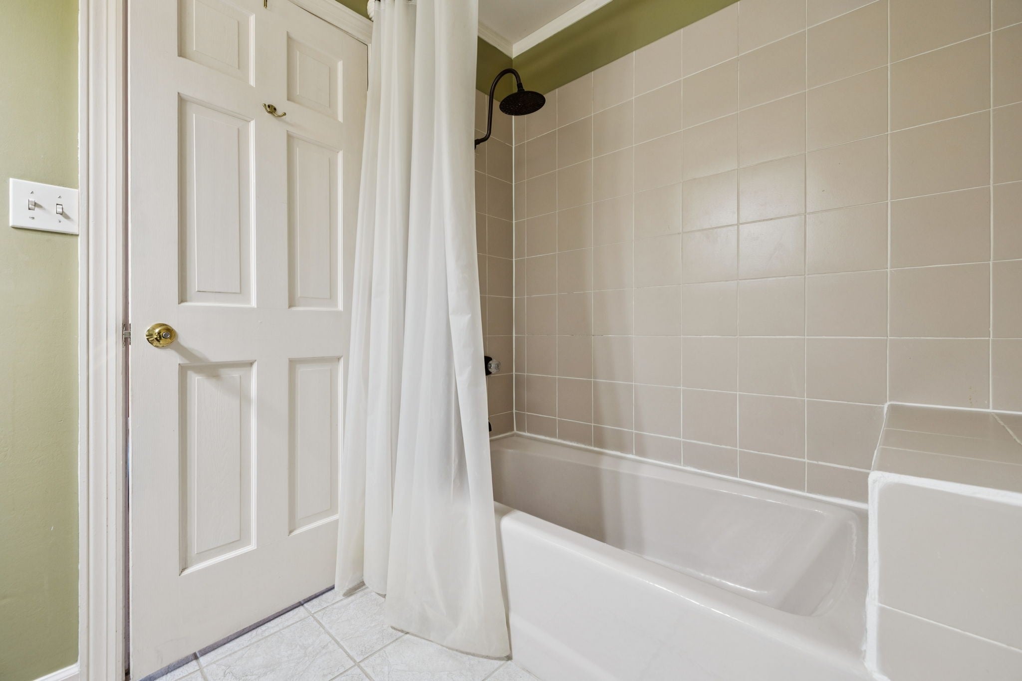 Hermitage, Tennessee, 37076, United States, 4 Bedrooms Bedrooms, ,3 BathroomsBathrooms,Residential,Active,1945343