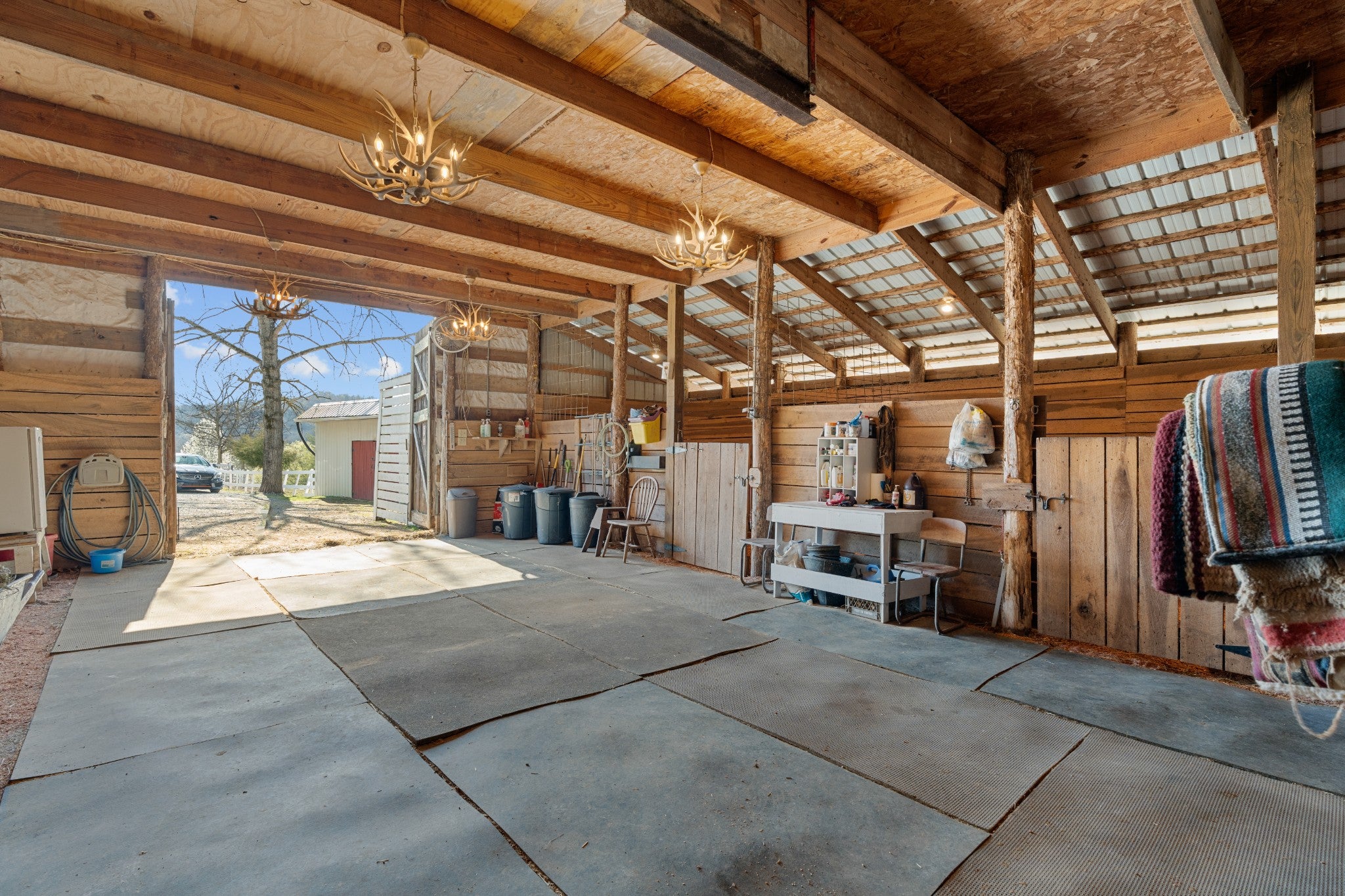 Dowelltown, Tennessee, 37059, United States, 4 Bedrooms Bedrooms, ,2 BathroomsBathrooms,Residential,Active,1745626