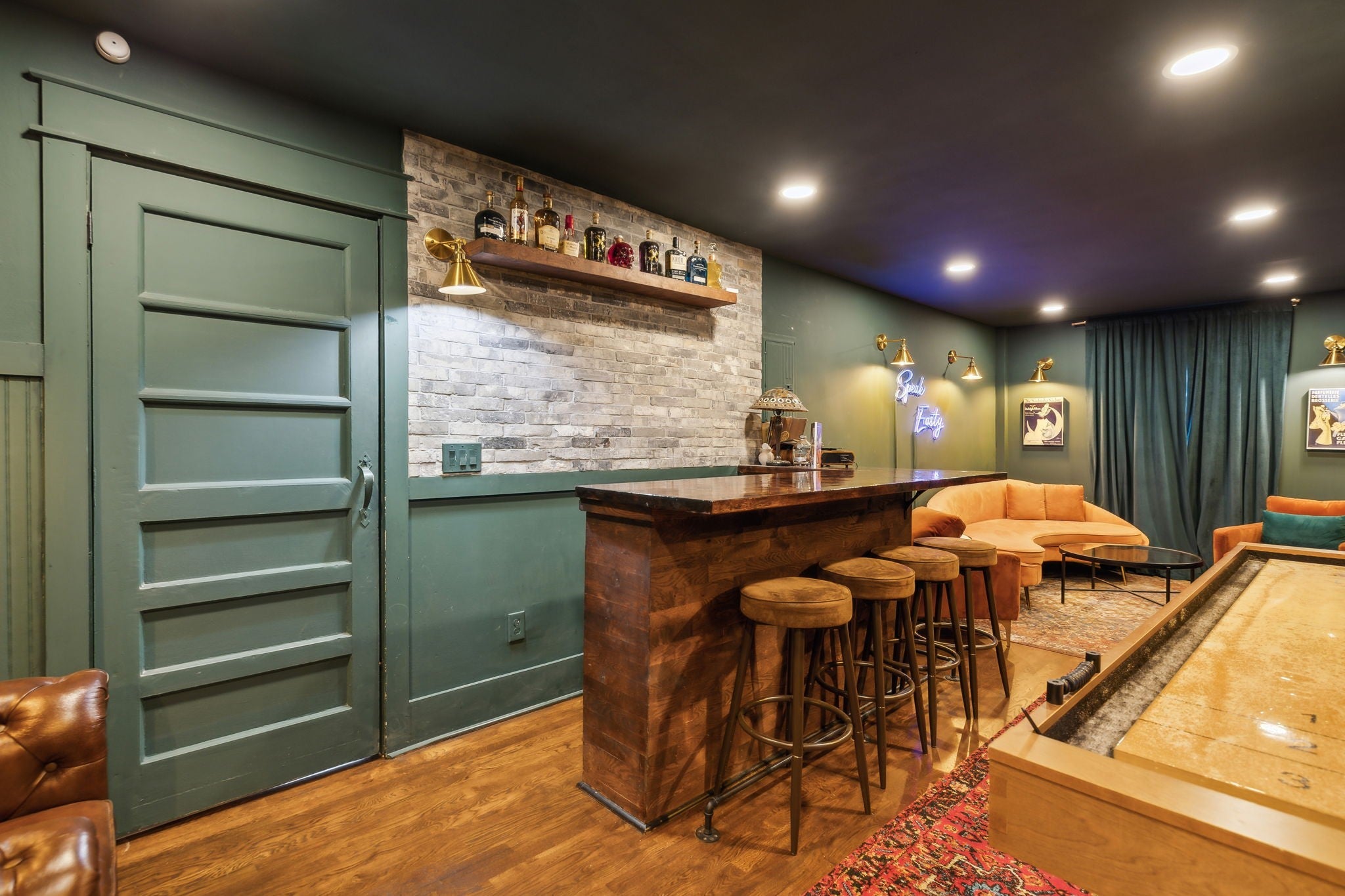 Nashville, Tennessee, 37206, United States, 3 Bedrooms Bedrooms, ,2 BathroomsBathrooms,Residential,Active,1912805