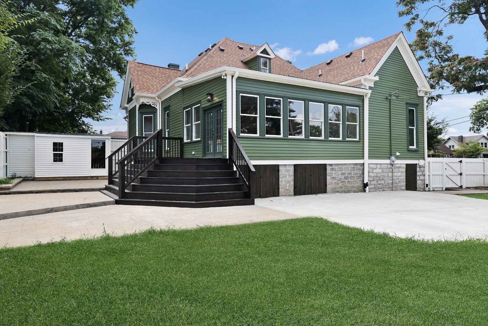 Nashville, Tennessee, 37204, United States, 4 Bedrooms Bedrooms, ,4 BathroomsBathrooms,Residential,Active,1922332