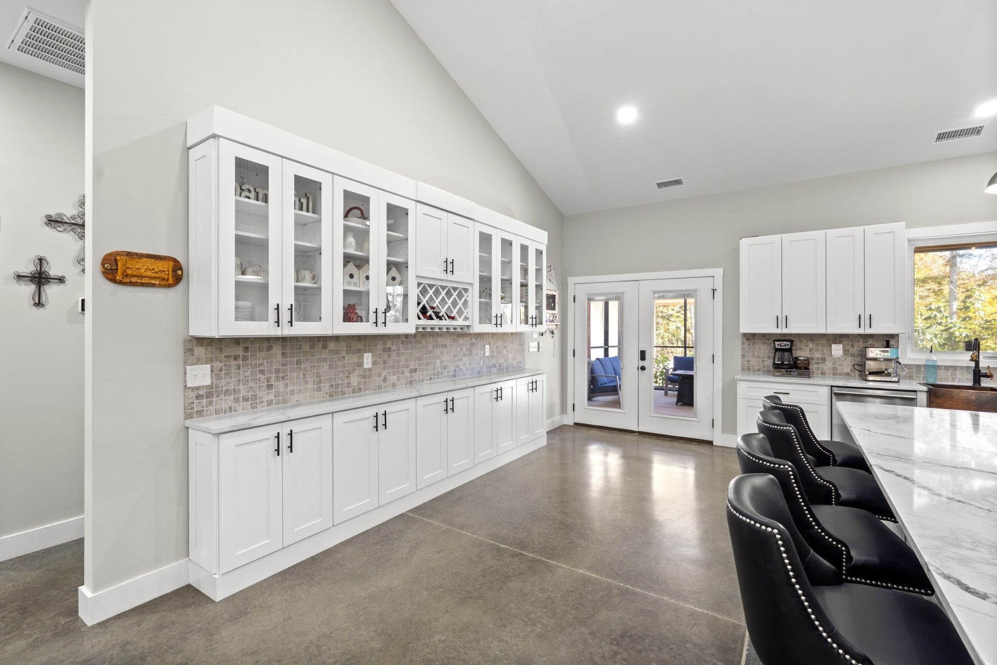 Centerville, Tennessee, 37033, United States, 3 Bedrooms Bedrooms, ,3 BathroomsBathrooms,Residential,Active,2007309