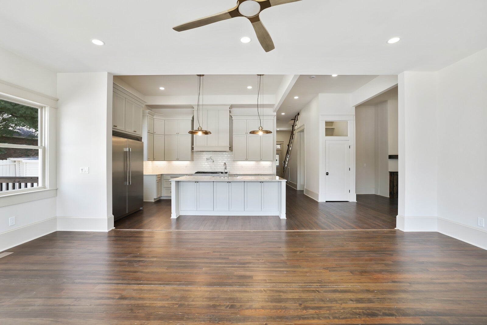 Nashville, Tennessee, 37204, United States, 4 Bedrooms Bedrooms, ,4 BathroomsBathrooms,Residential,Active,1922332