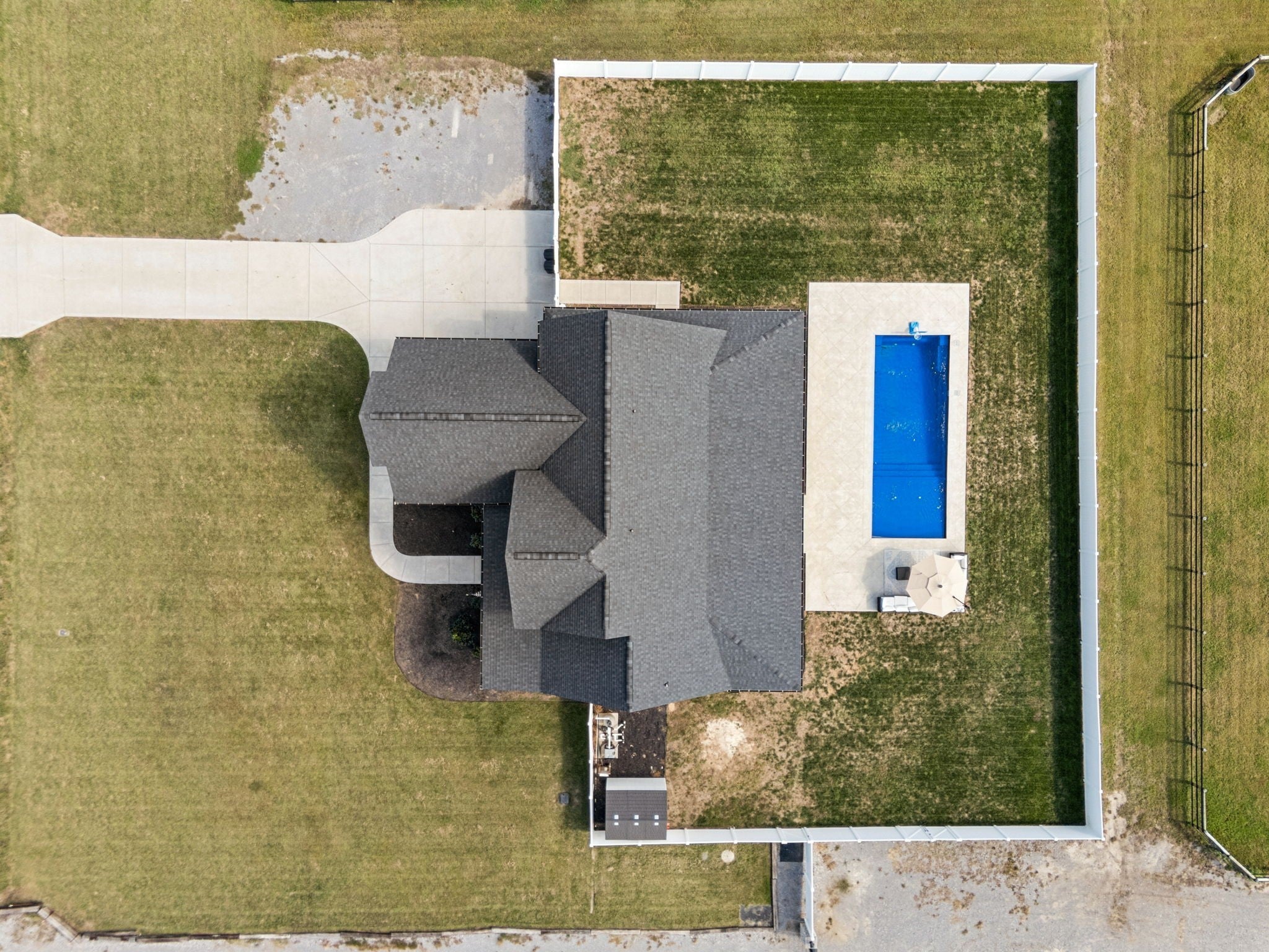 Lebanon, Tennessee, 37090, United States, 3 Bedrooms Bedrooms, ,4 BathroomsBathrooms,Residential,Active,2006888