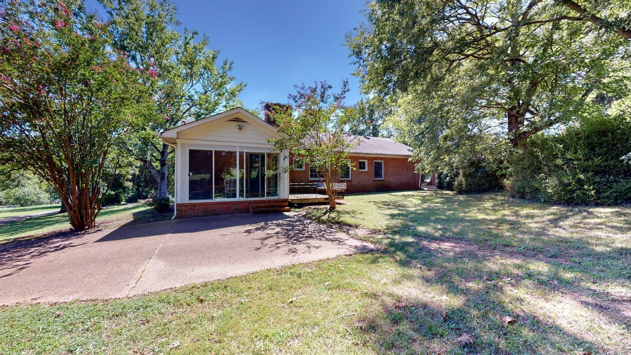 Columbia, Tennessee, 38401, United States, 3 Bedrooms Bedrooms, ,2 BathroomsBathrooms,Residential,Active,1920269
