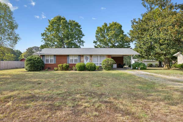 718 SMITH AVE, HOHENWALD, TN 38462 - Image 1