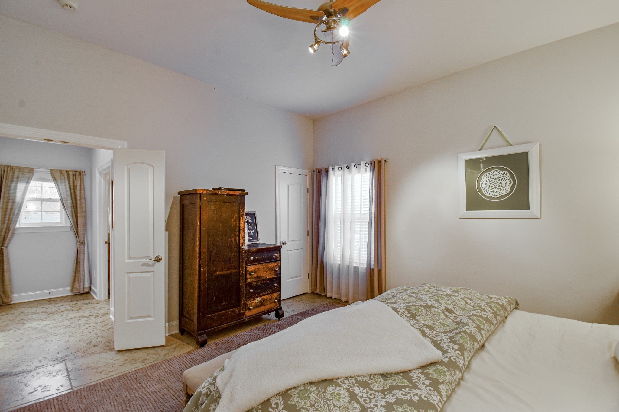 Hohenwald, Tennessee, 38462, United States, 6 Bedrooms Bedrooms, ,3 BathroomsBathrooms,Residential,Active,1964507