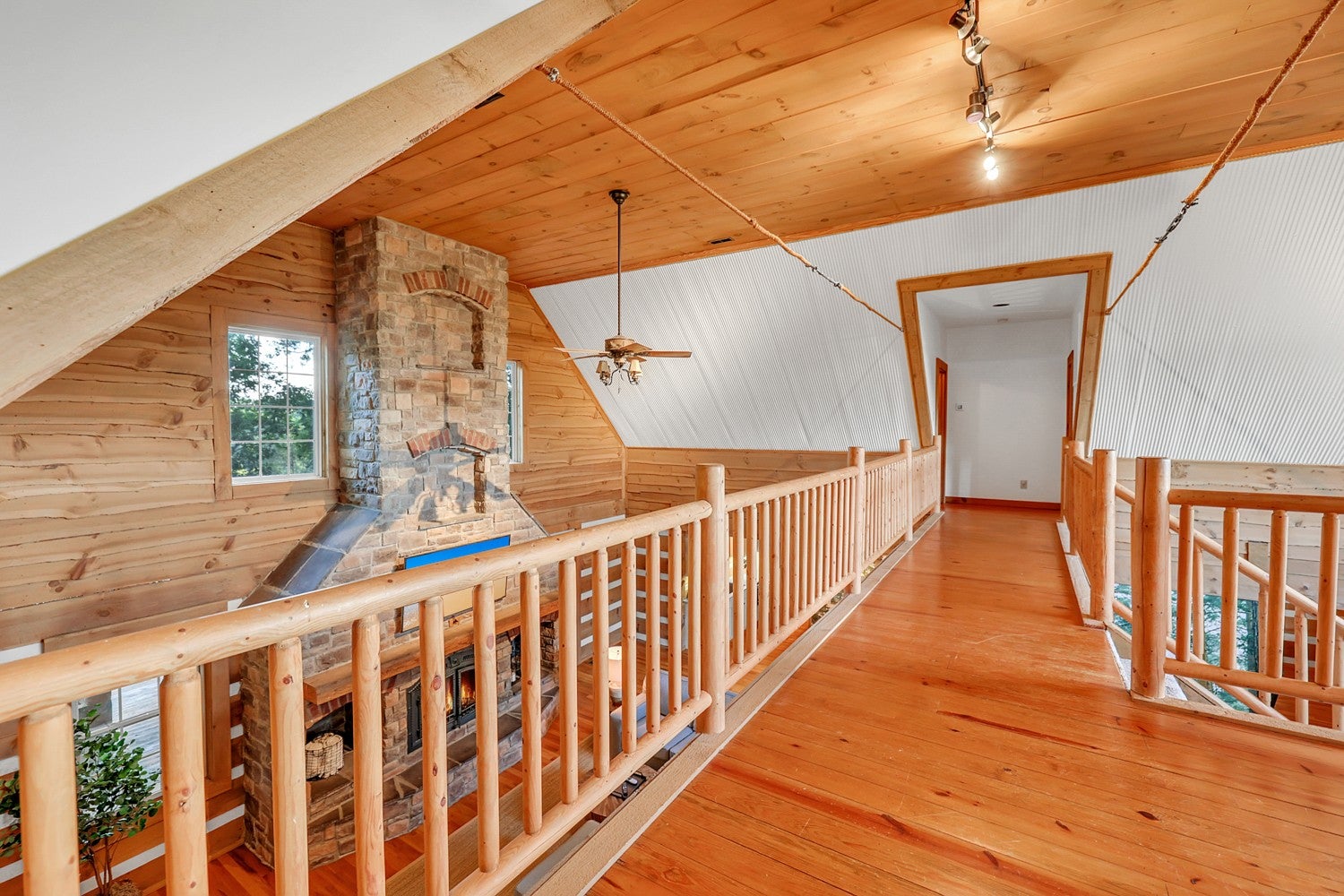 Cross Plains, Tennessee, 37049, United States, 4 Bedrooms Bedrooms, ,3 BathroomsBathrooms,Residential,Active,1929704