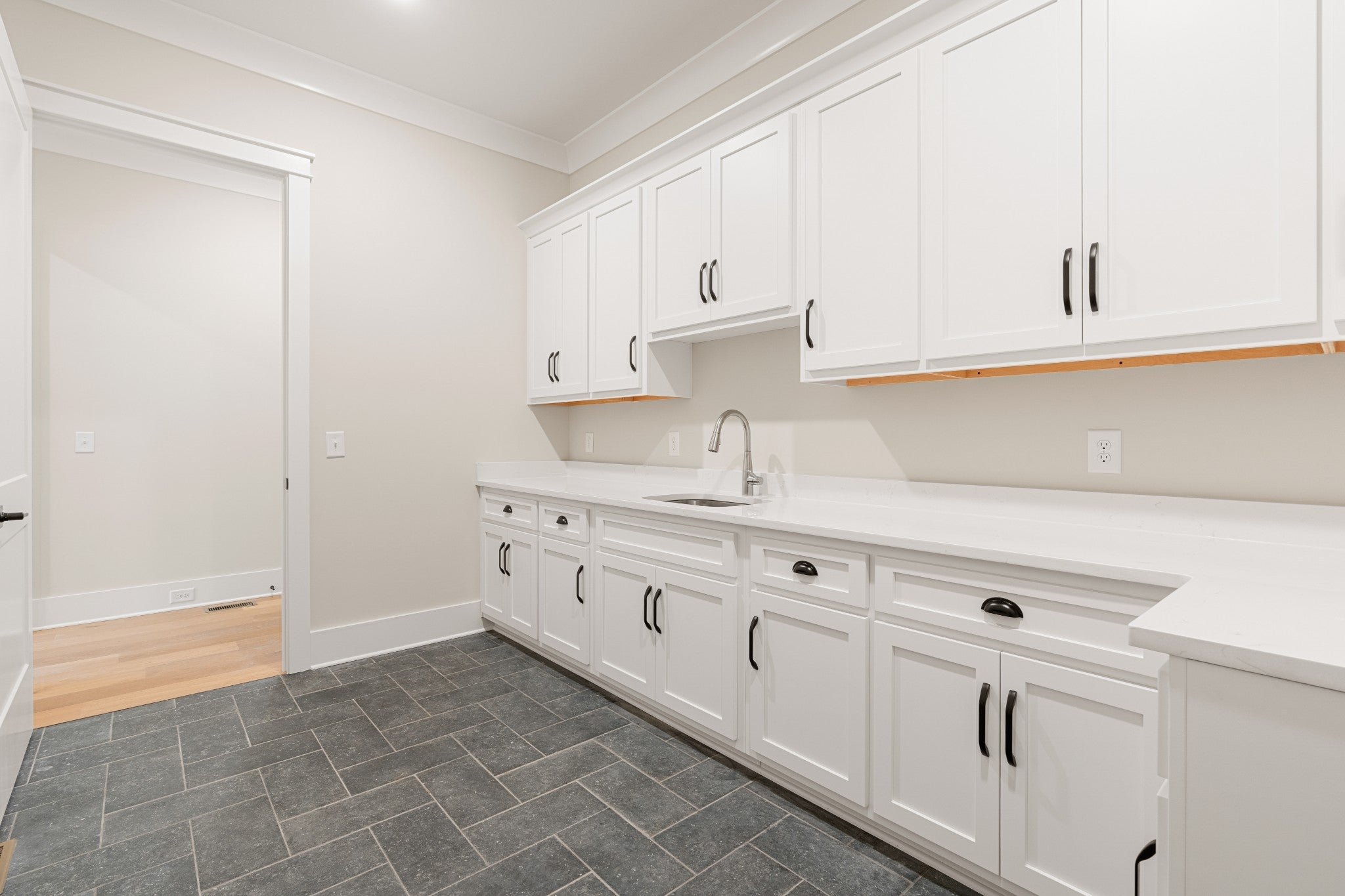 Lebanon, Tennessee, 37090, United States, 5 Bedrooms Bedrooms, ,7 BathroomsBathrooms,Residential,Active,1927656