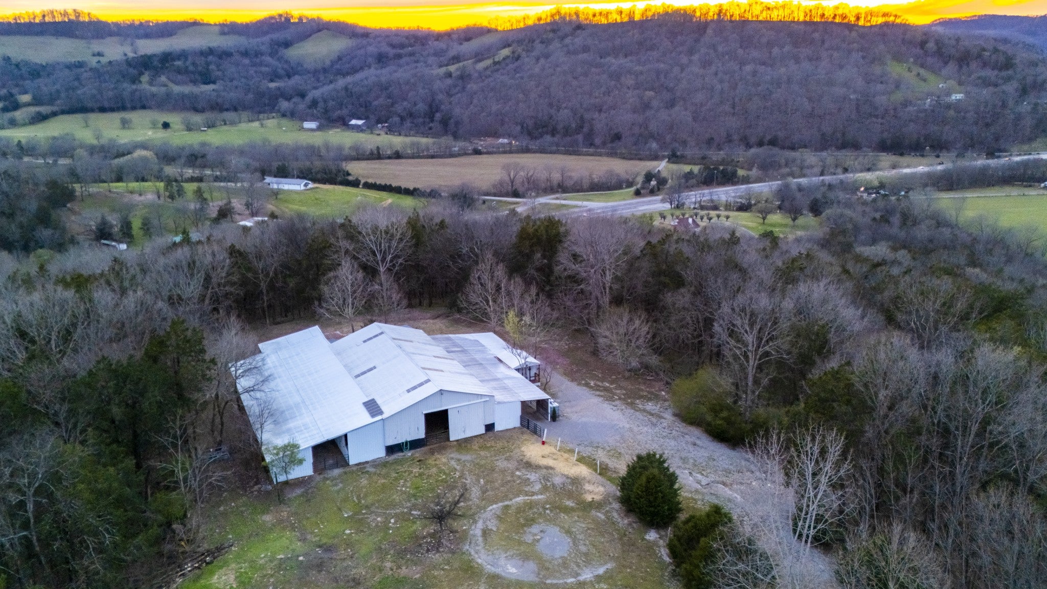 Dowelltown, Tennessee, 37059, United States, 4 Bedrooms Bedrooms, ,2 BathroomsBathrooms,Residential,Active,1745626