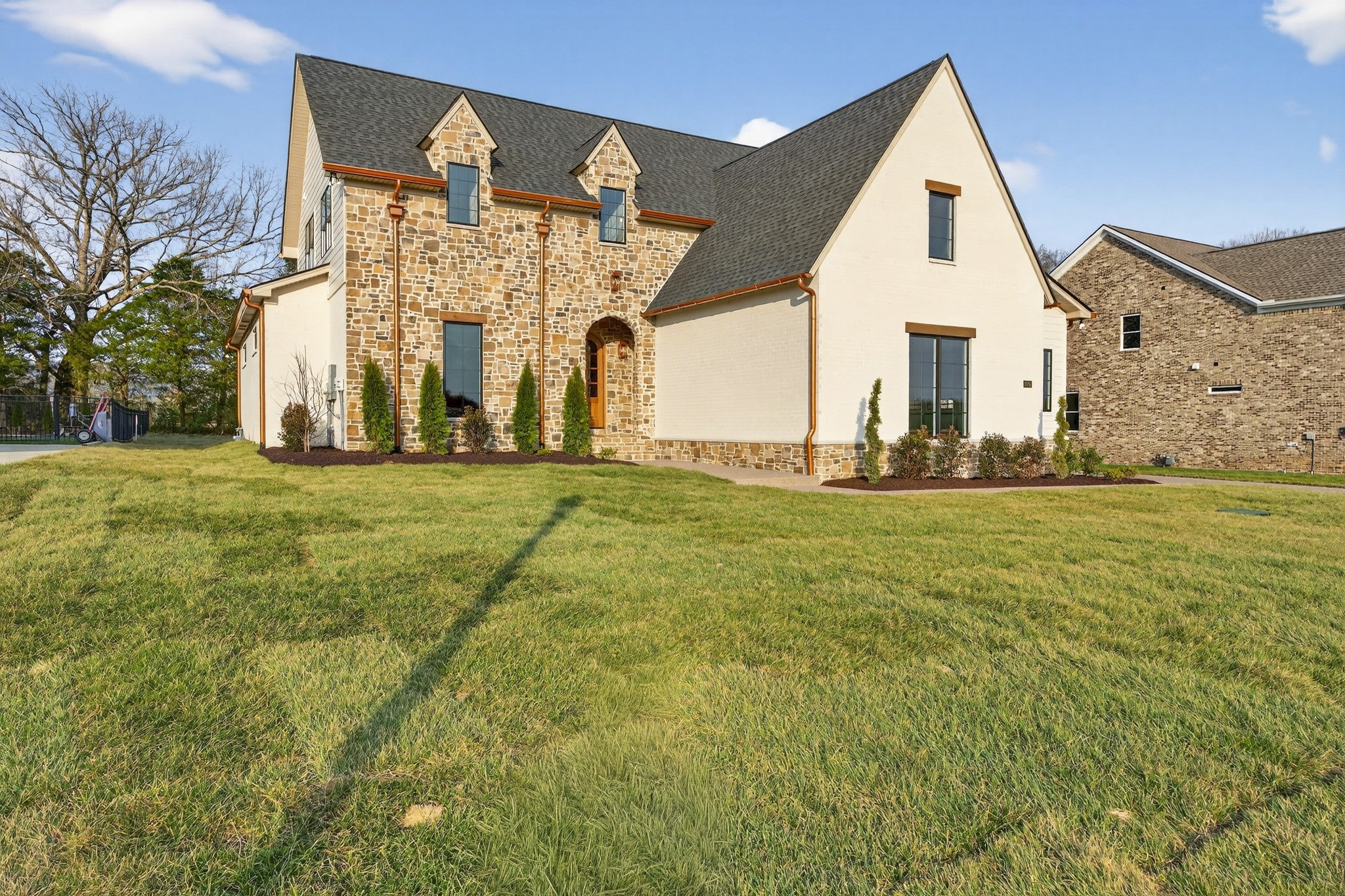 Murfreesboro, Tennessee, 37130, United States, 5 Bedrooms Bedrooms, ,5 BathroomsBathrooms,Residential,Active,2007162