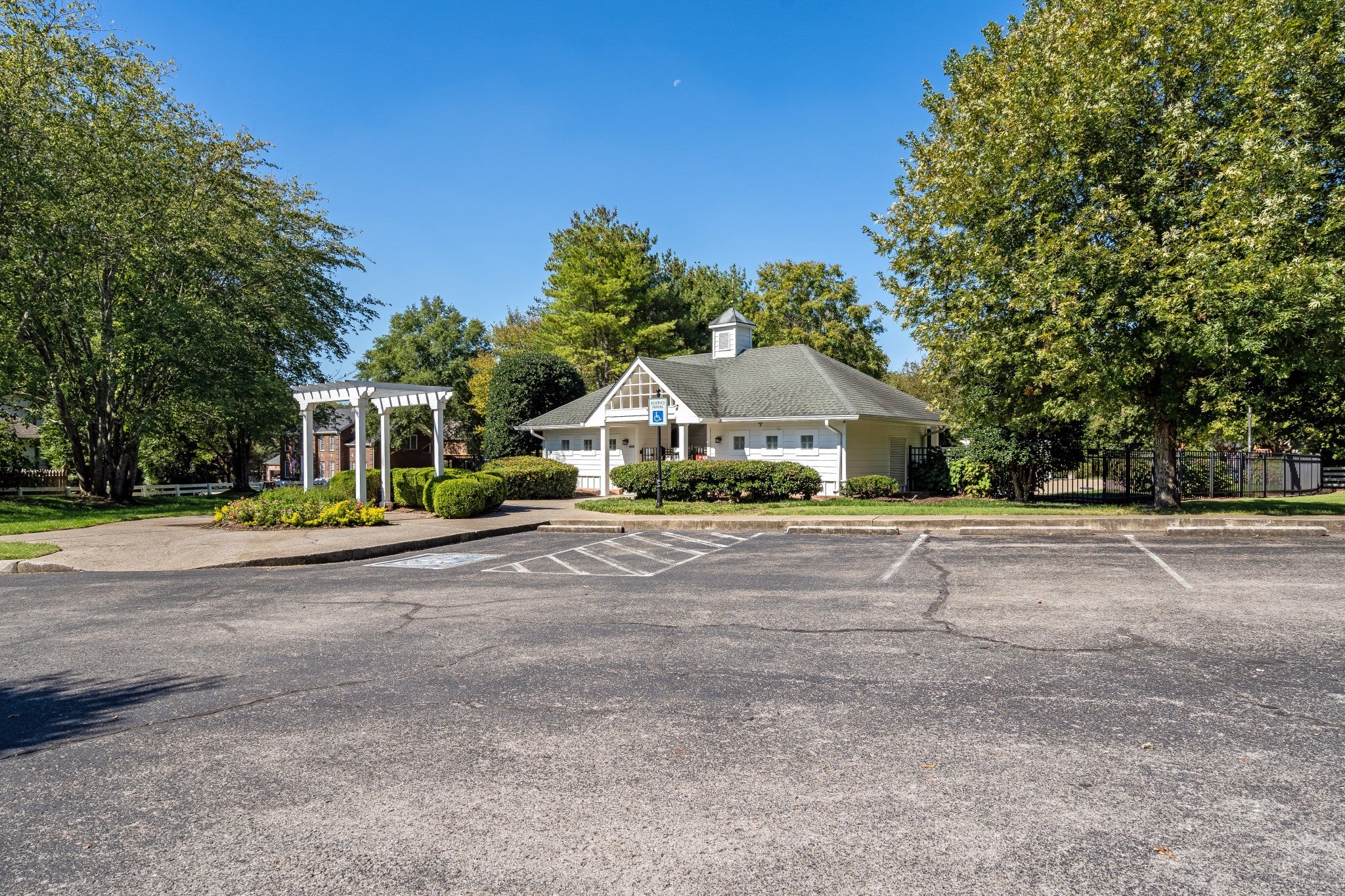 Franklin, Tennessee, 37069, United States, 5 Bedrooms Bedrooms, ,5 BathroomsBathrooms,Residential,Active,1965859