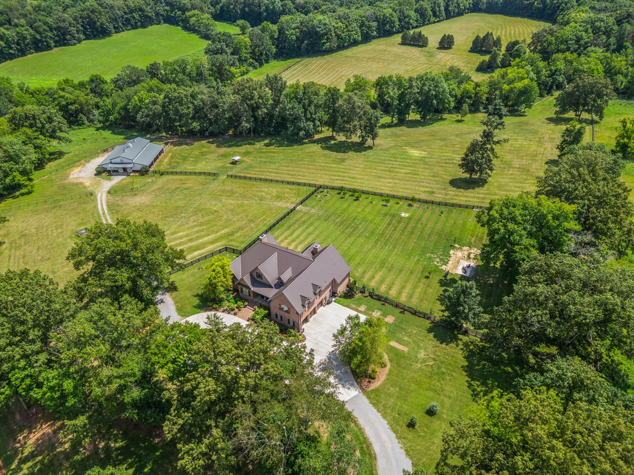 Cross Plains, Tennessee, 37049, United States, 5 Bedrooms Bedrooms, ,6 BathroomsBathrooms,Residential,Active,1919379 Cross Plains, Tennessee, 37049, United States, 5 Bedrooms Bedrooms, ,6 BathroomsBathrooms,Residential,Active,1919379