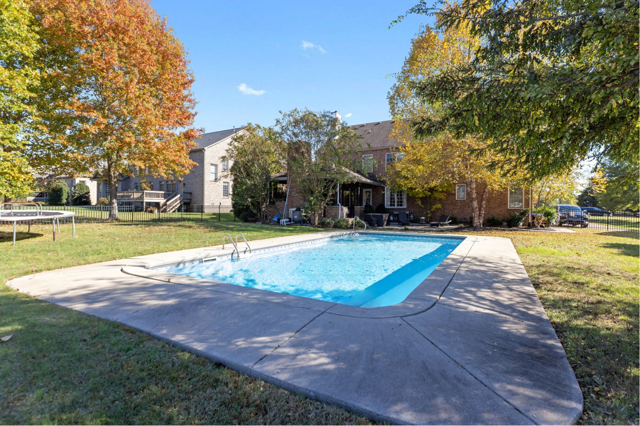 Brentwood, Tennessee, 37027, United States, 5 Bedrooms Bedrooms, ,4 BathroomsBathrooms,Residential,Active,2006880