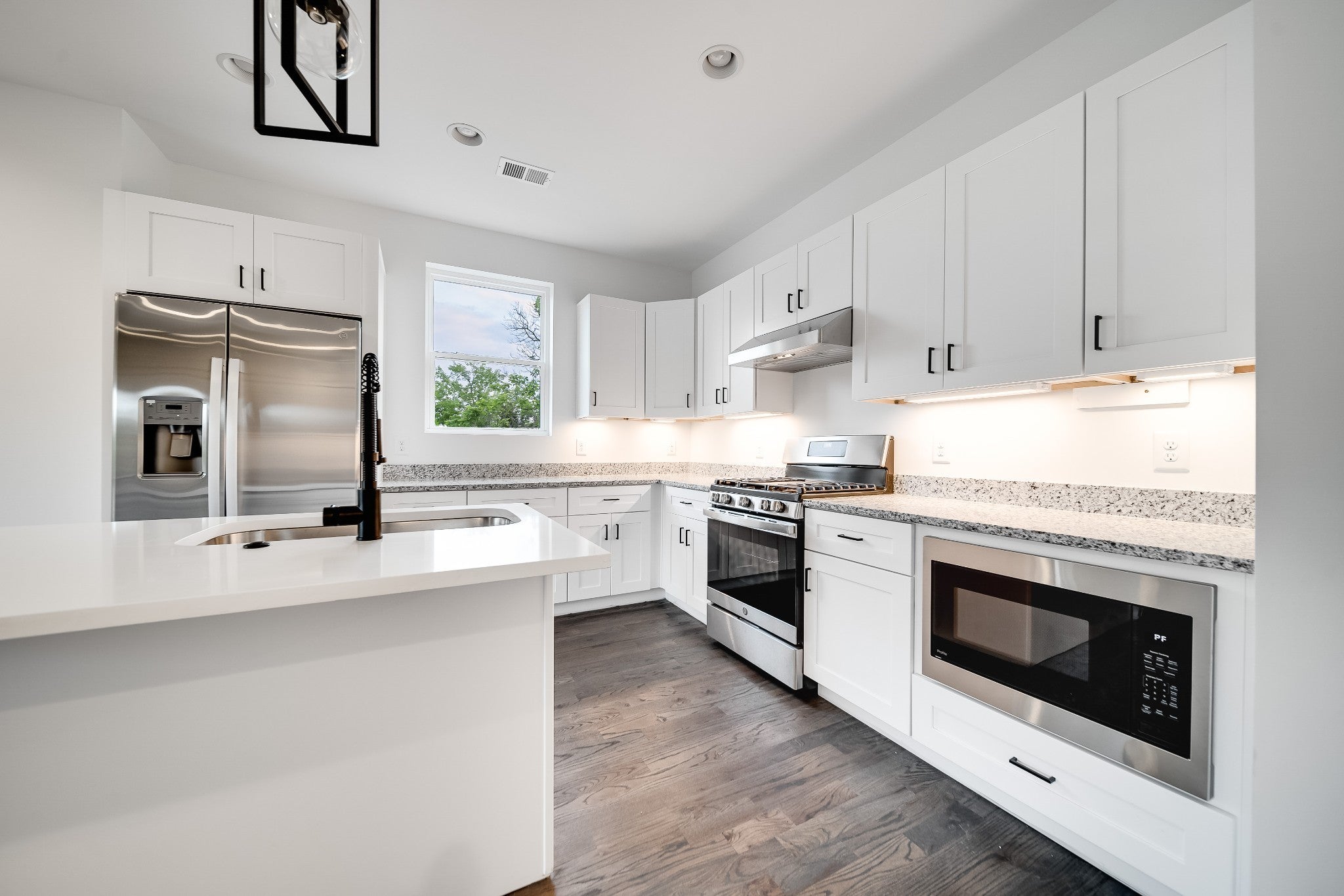 Nashville, Tennessee, 37207, United States, ,Residential,Active,1907970
