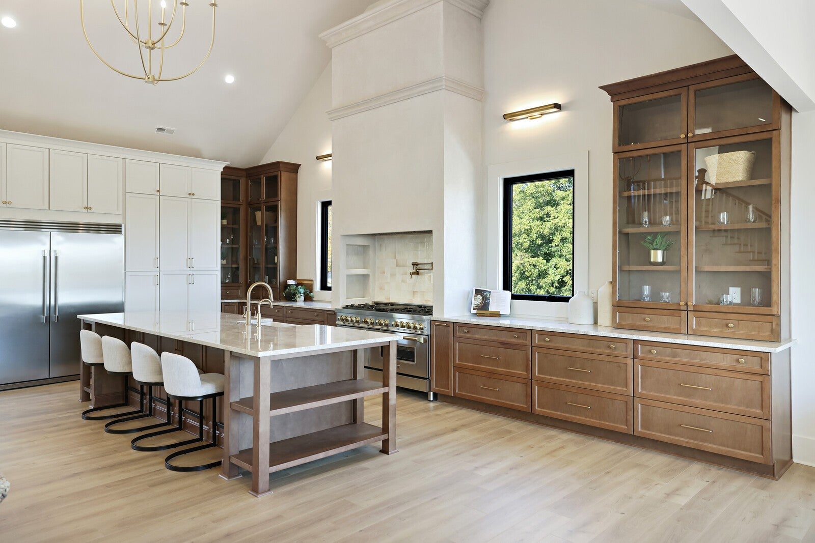 Hendersonville, Tennessee, 37075, United States, 5 Bedrooms Bedrooms, ,5 BathroomsBathrooms,Residential,Active,1988446