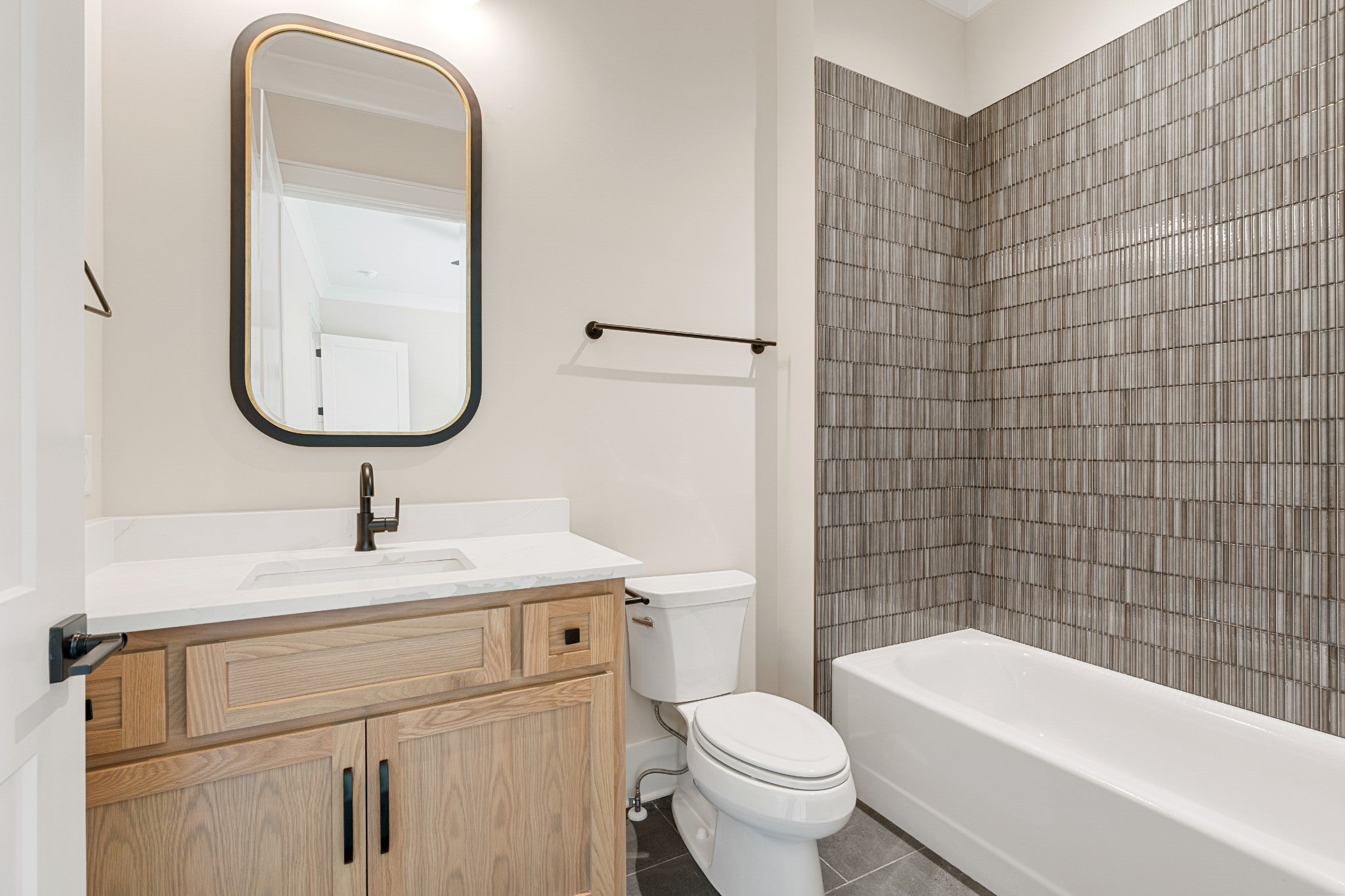 Lebanon, Tennessee, 37090, United States, 5 Bedrooms Bedrooms, ,7 BathroomsBathrooms,Residential,Active,1927656