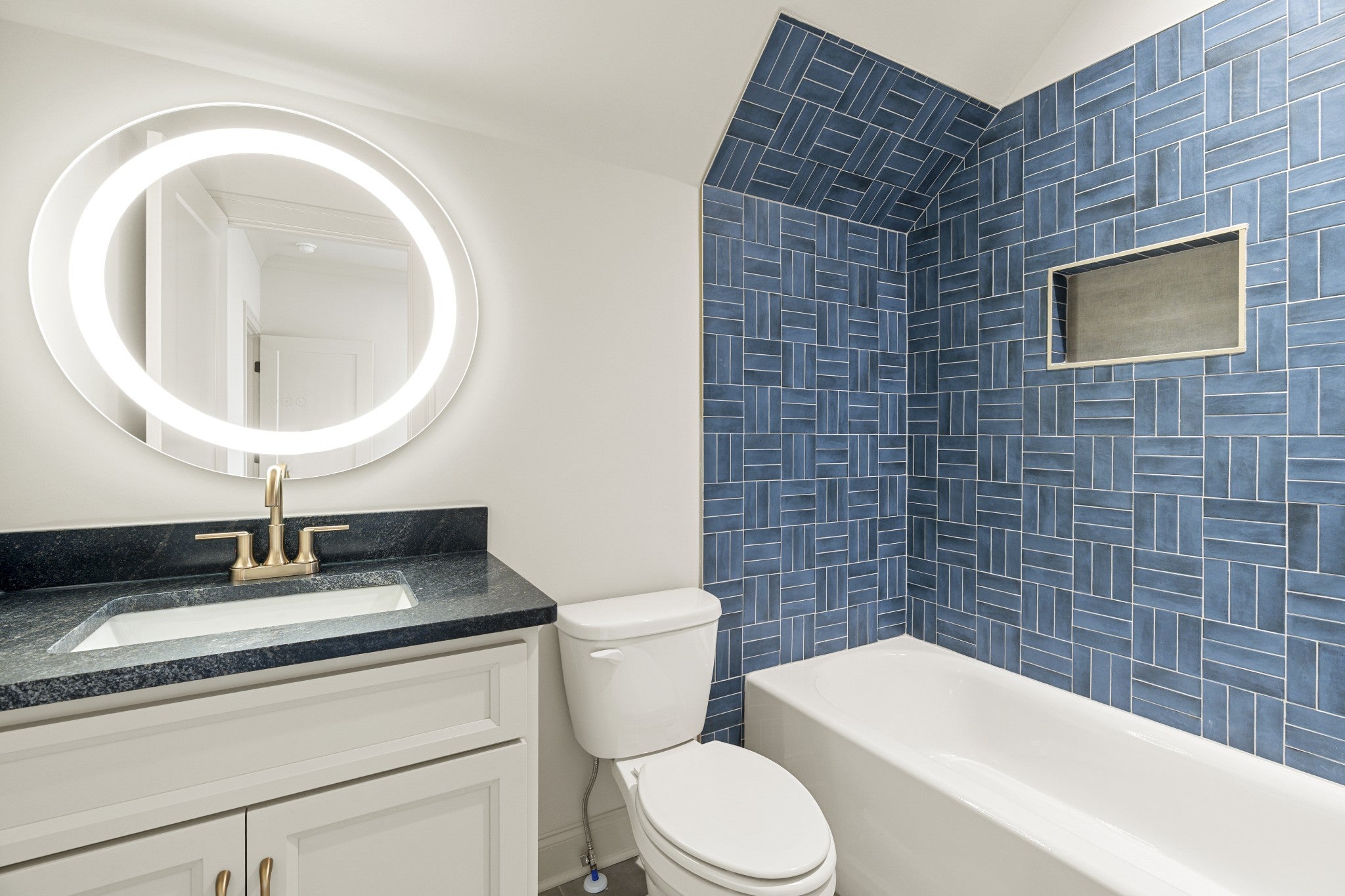 Murfreesboro, Tennessee, 37130, United States, 5 Bedrooms Bedrooms, ,5 BathroomsBathrooms,Residential,Active,2007162