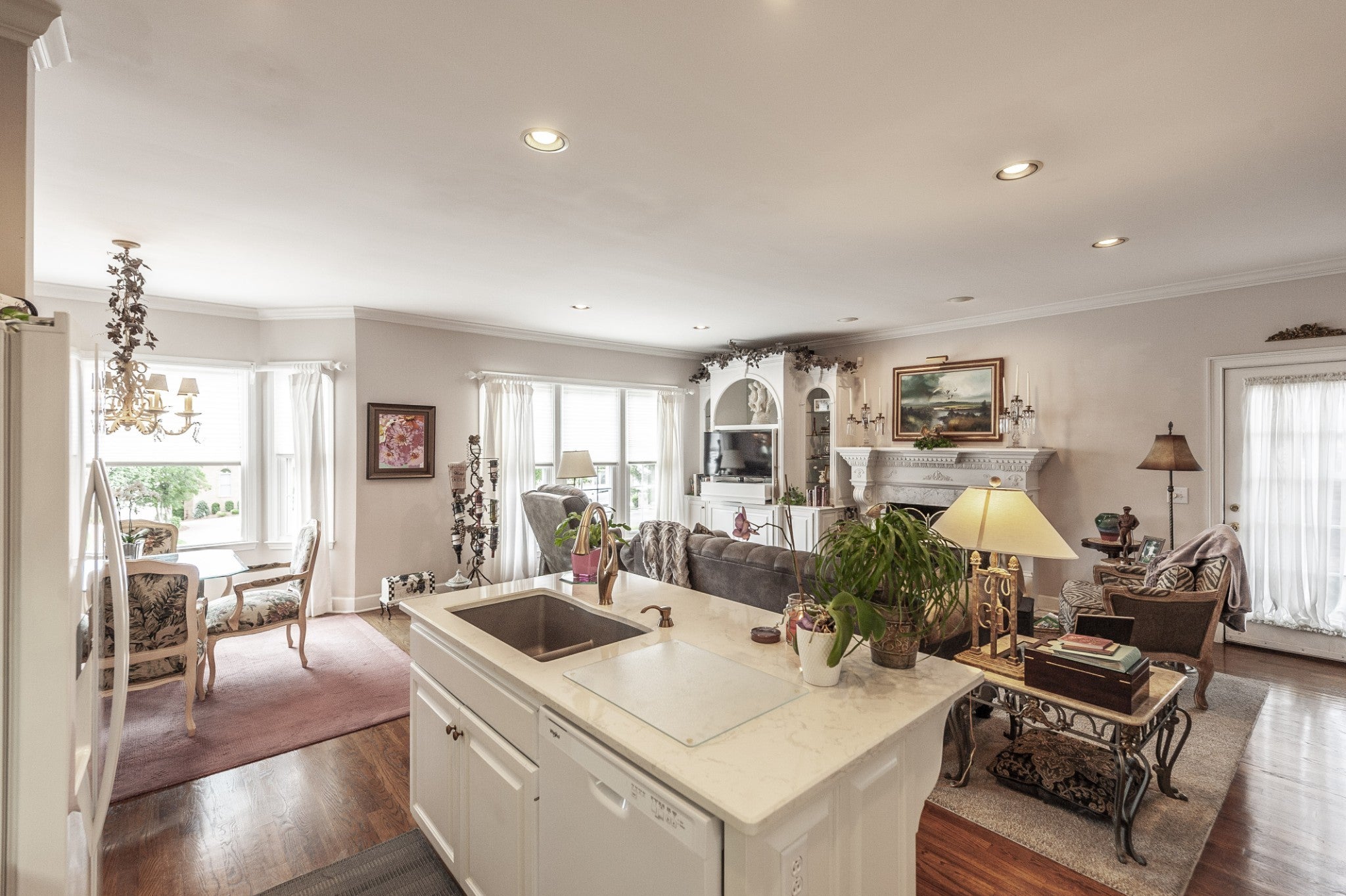 Hendersonville, Tennessee, 37075, United States, 4 Bedrooms Bedrooms, ,4 BathroomsBathrooms,Residential,Active,2003550