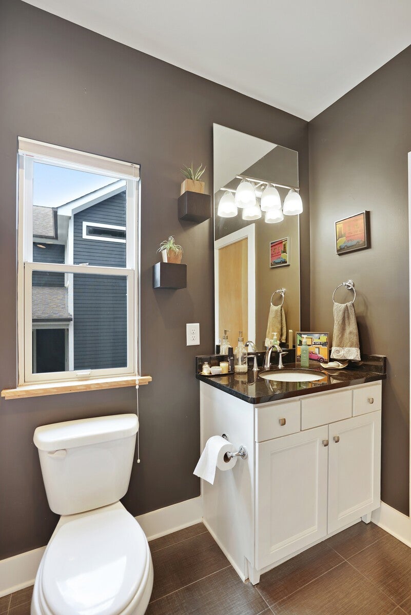 Nashville, Tennessee, 37206, United States, 4 Bedrooms Bedrooms, ,3 BathroomsBathrooms,Residential,Active,1969649